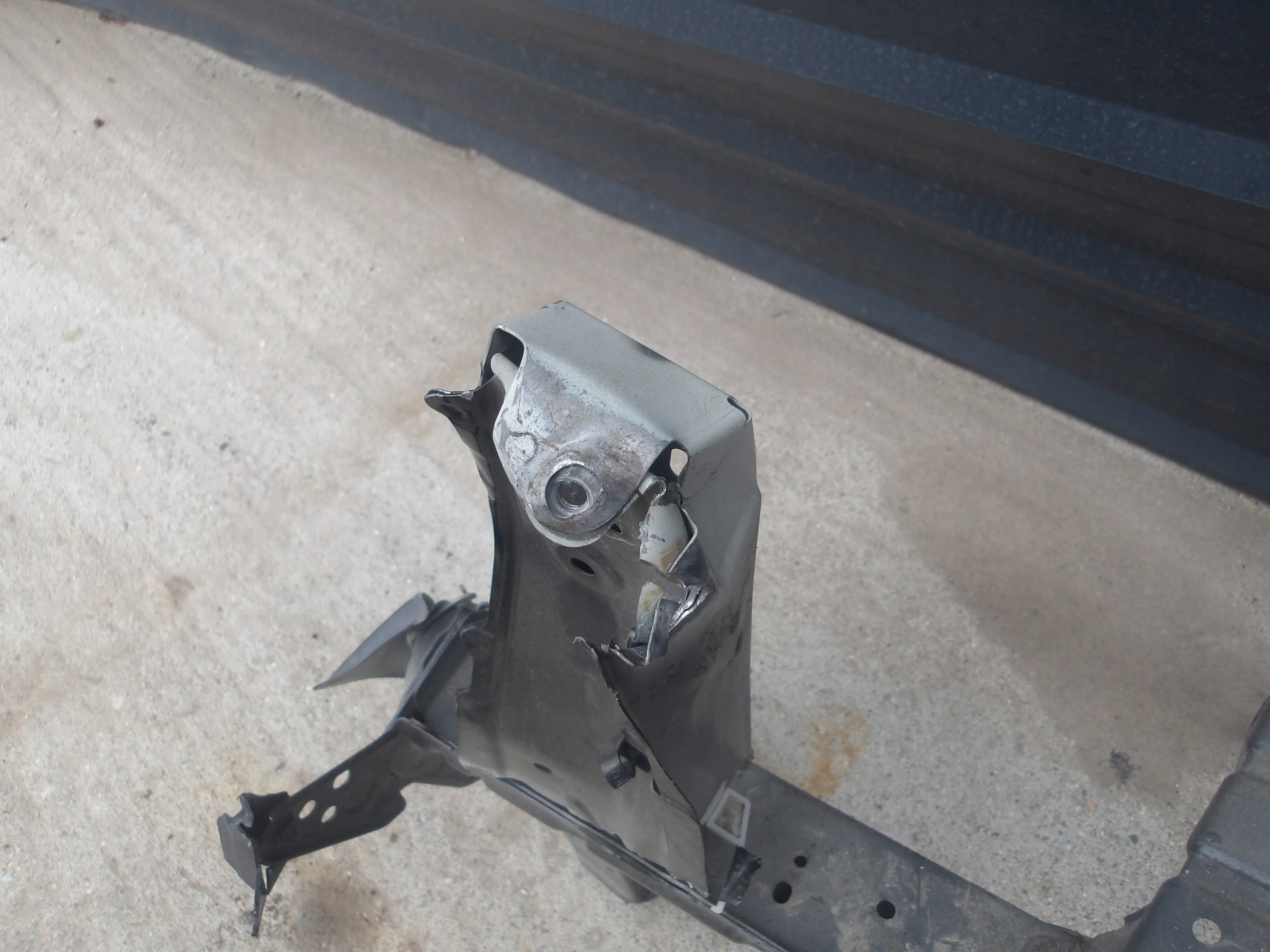 SUZUKI SWIFT MK8 17-23 quarter left FARTUCH placement quarter front