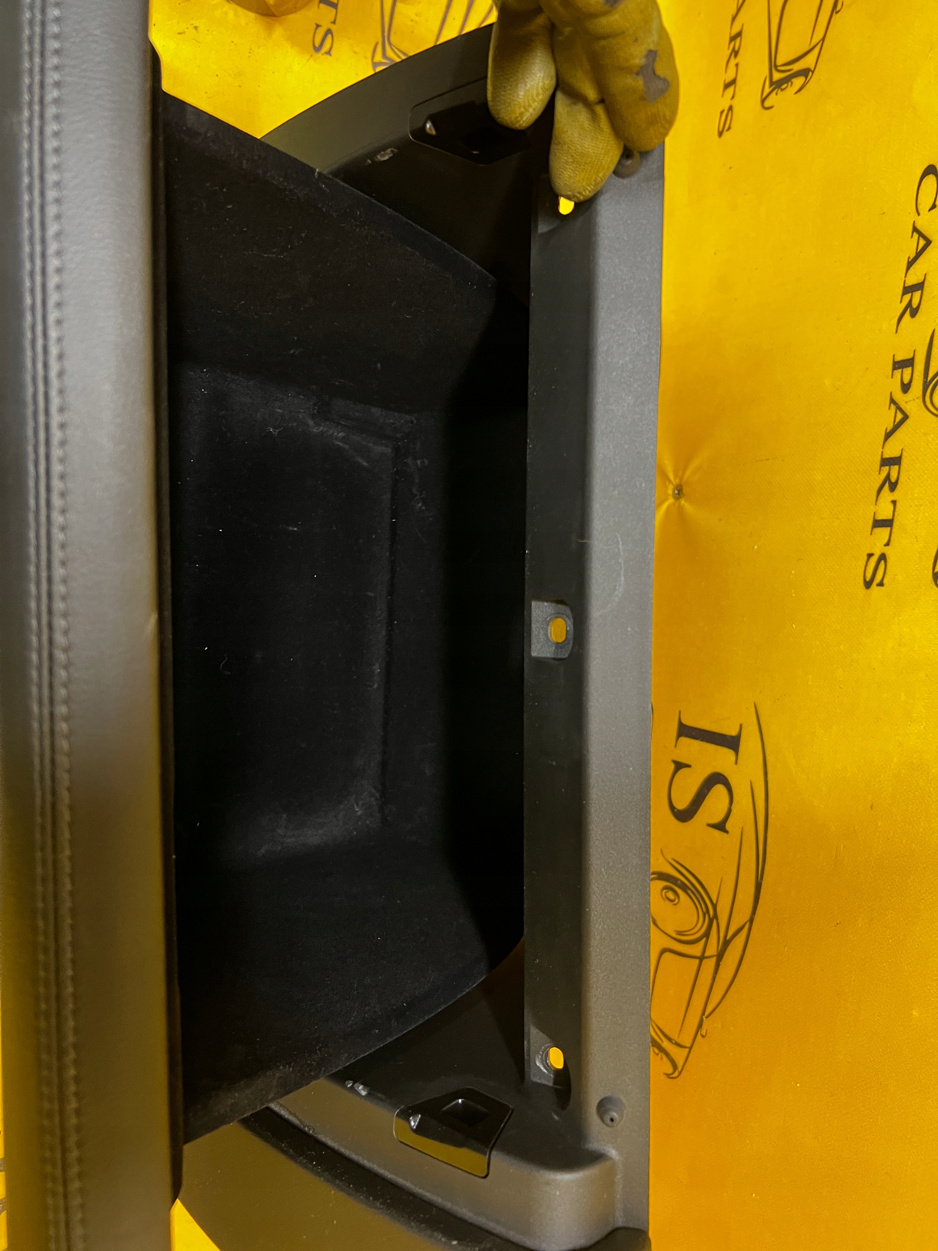 бардачок пассажира renault KOLEOS II