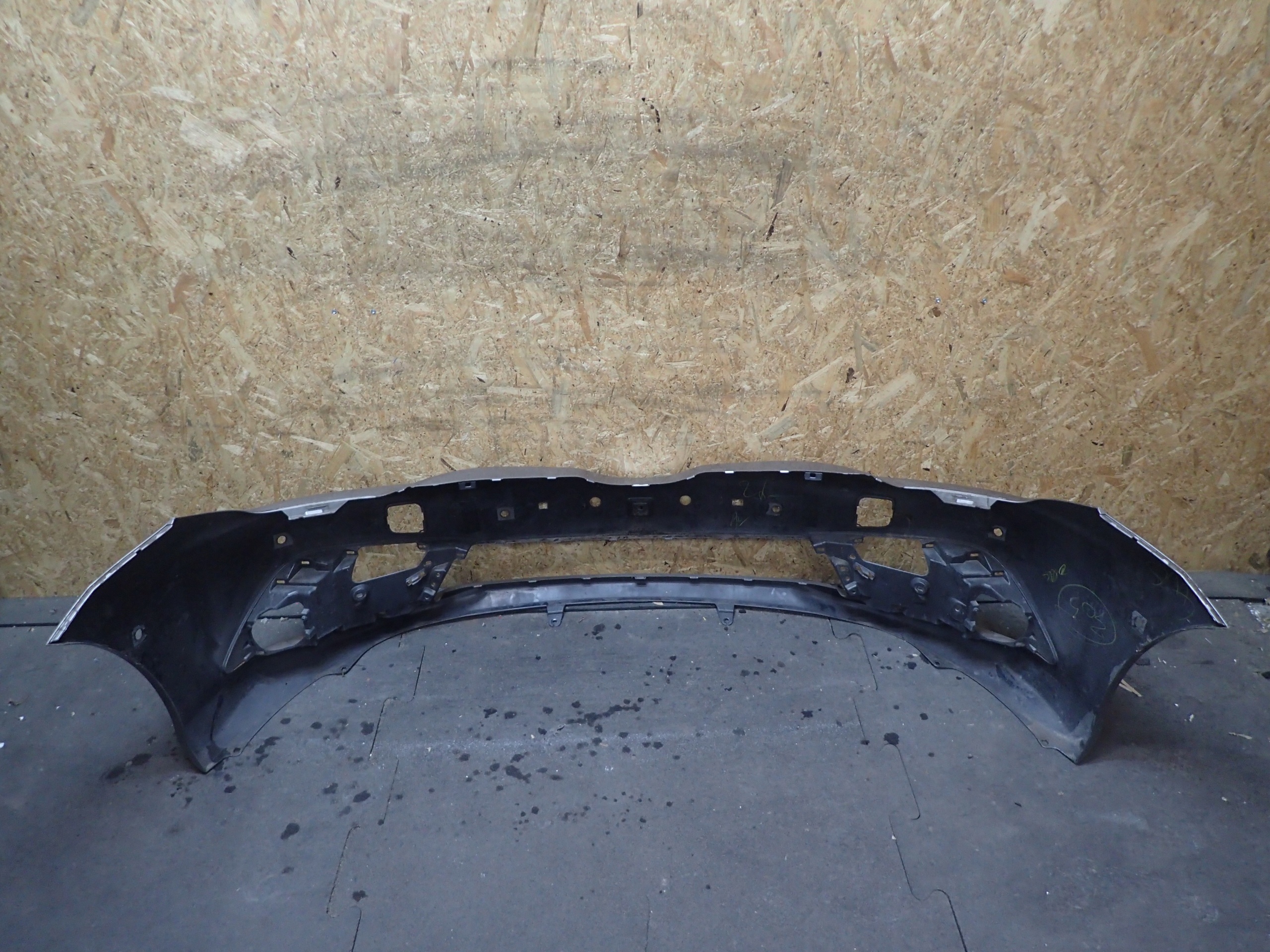 STOSSSTANGE VORNE TOYOTA AURIS LIFT 15