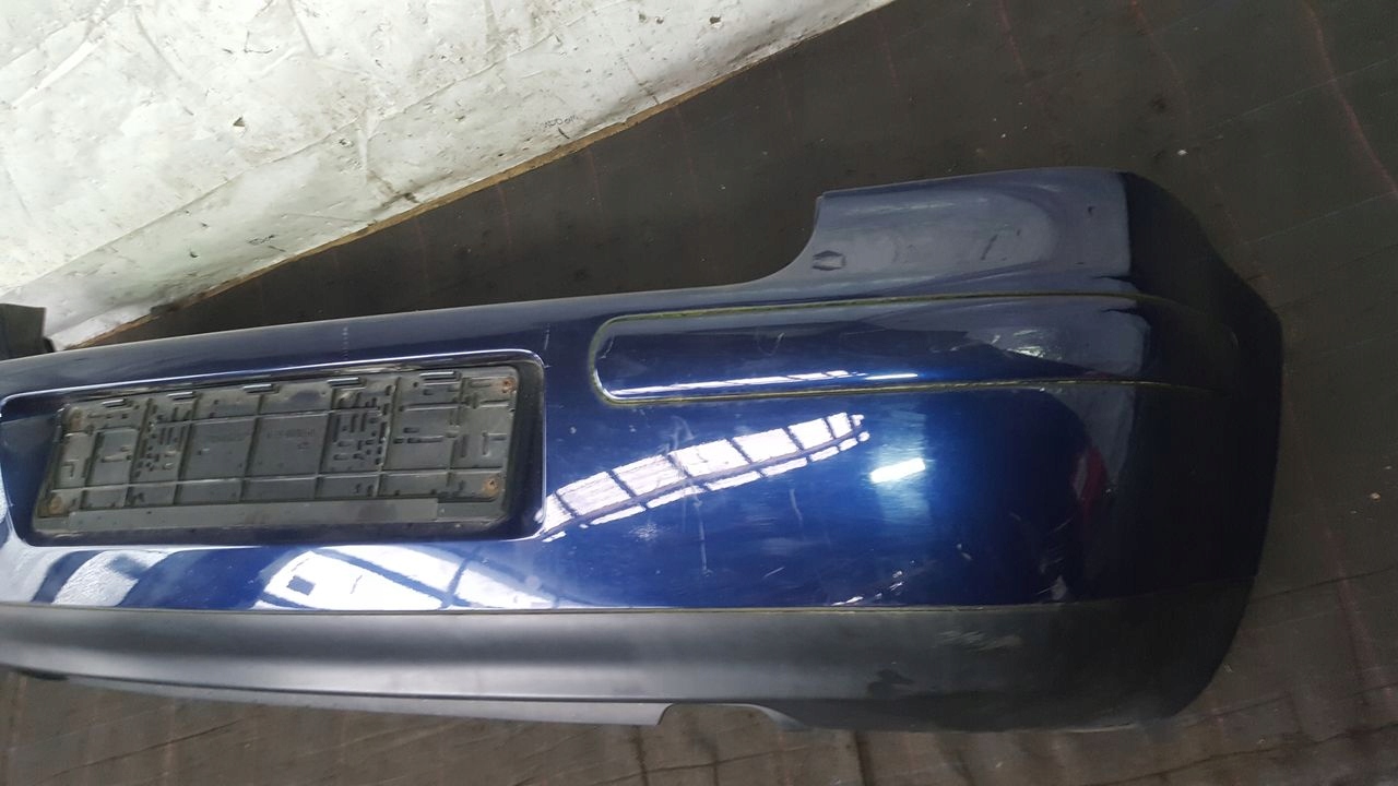 Stoßstange heck hinten VW Golf 4 IV 1,6 SR LB5N