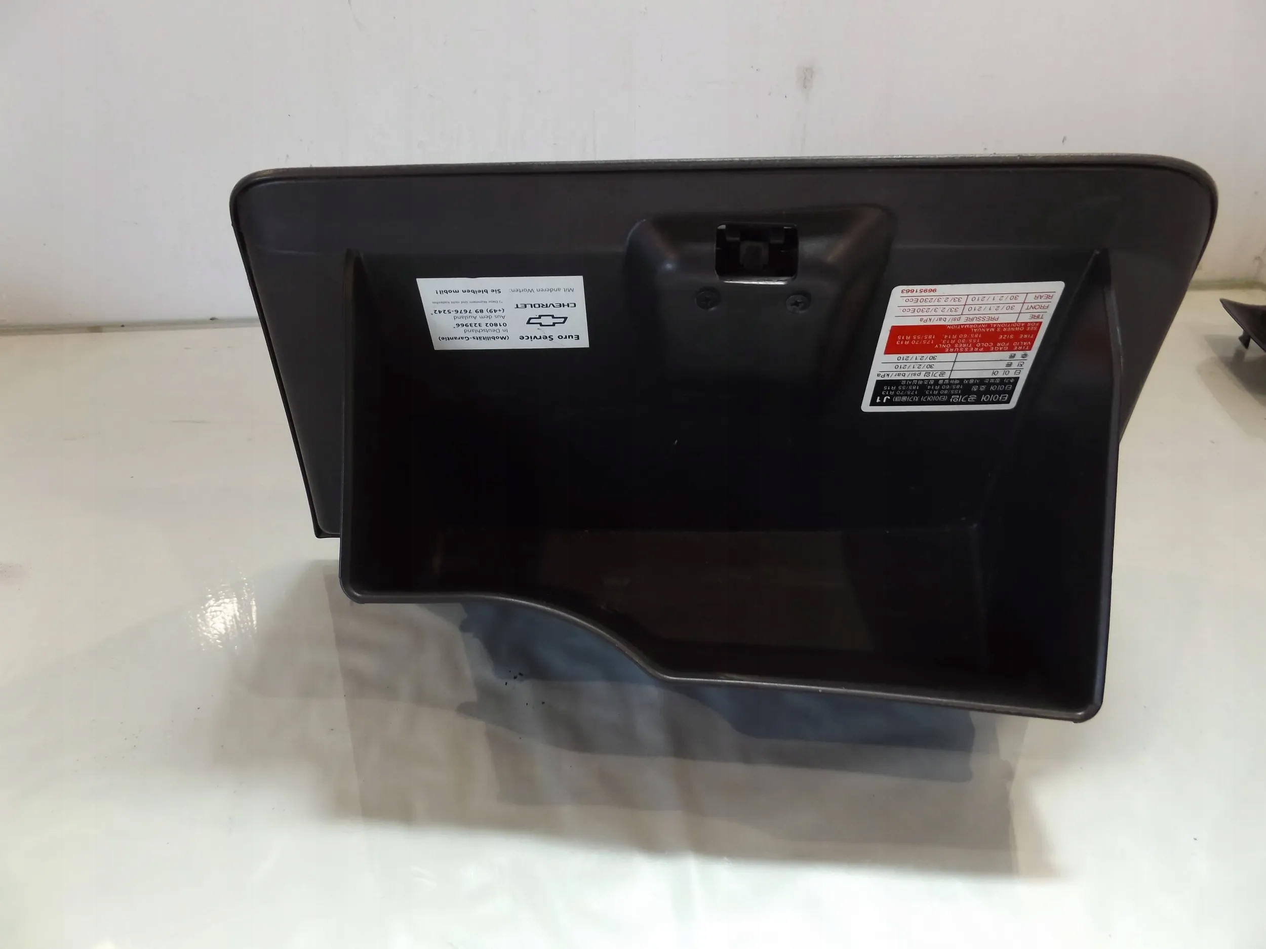Aveo T250 бардачок пассажира