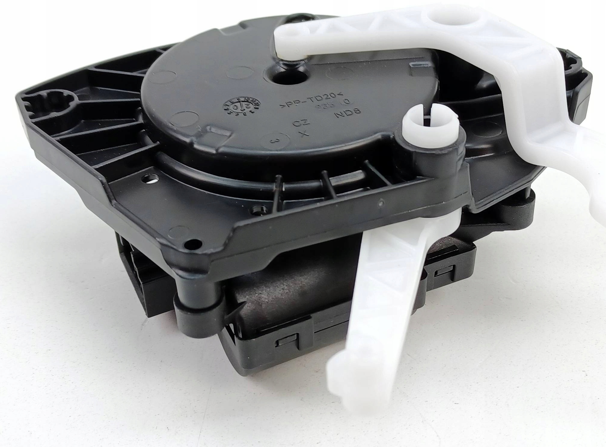 2Q0907511F, 5Q0907511J - ASO модуль обогревателя VW PASSAT B8 2Q0907511F