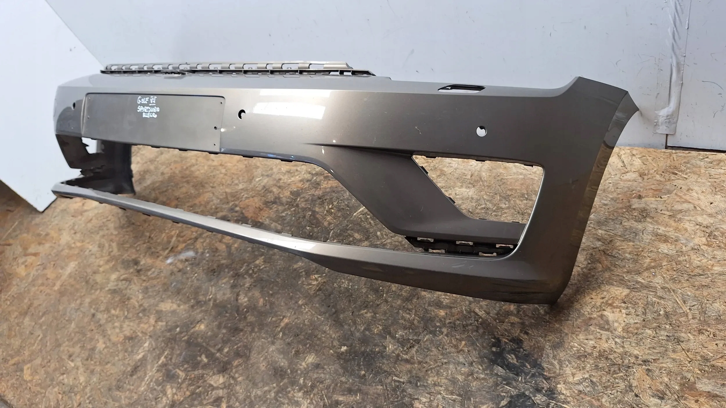 bumper front 510807221F VW GOLF SPORTSVAN 14