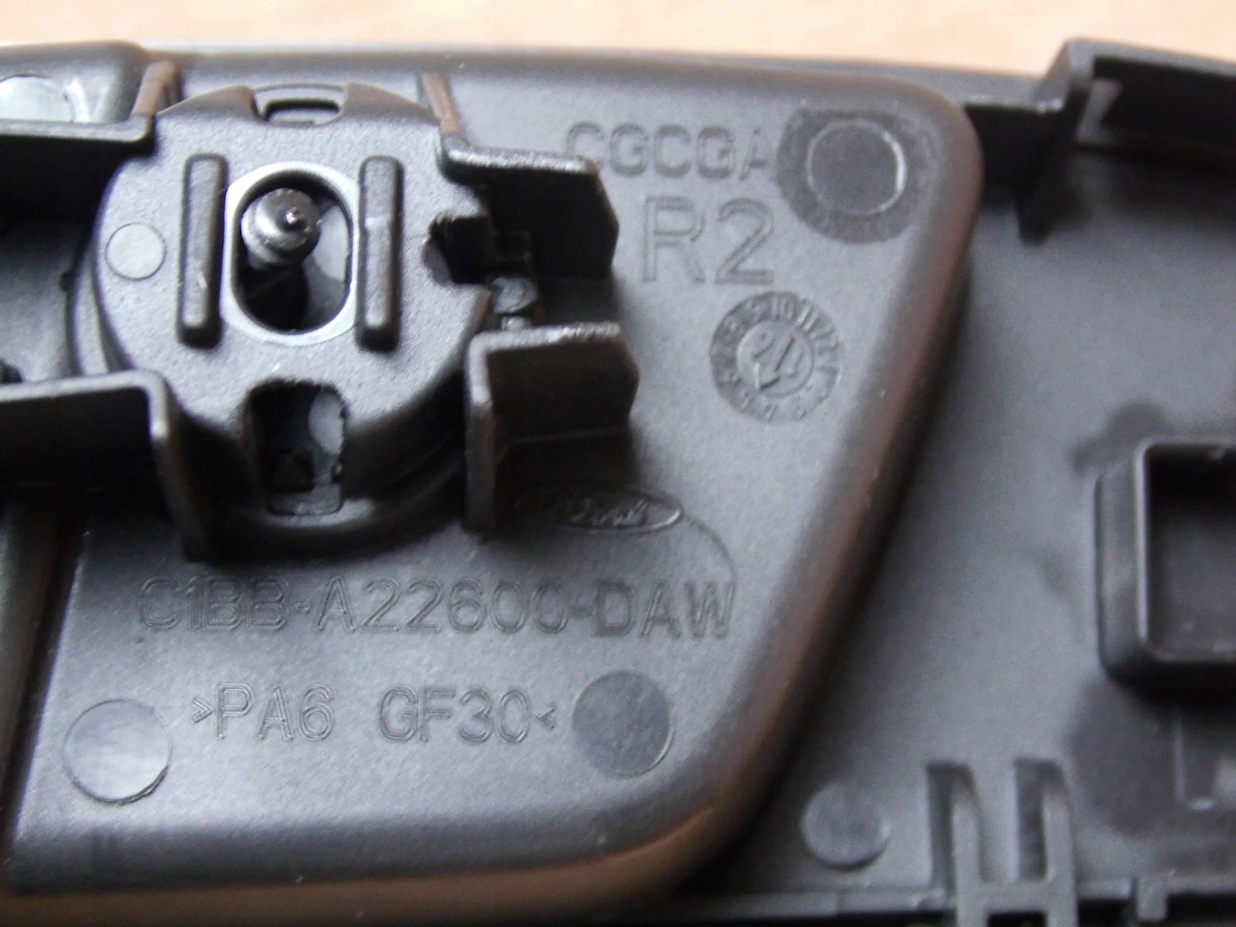 Ford Fiesta MK7 2014+ LIFT handle right front front