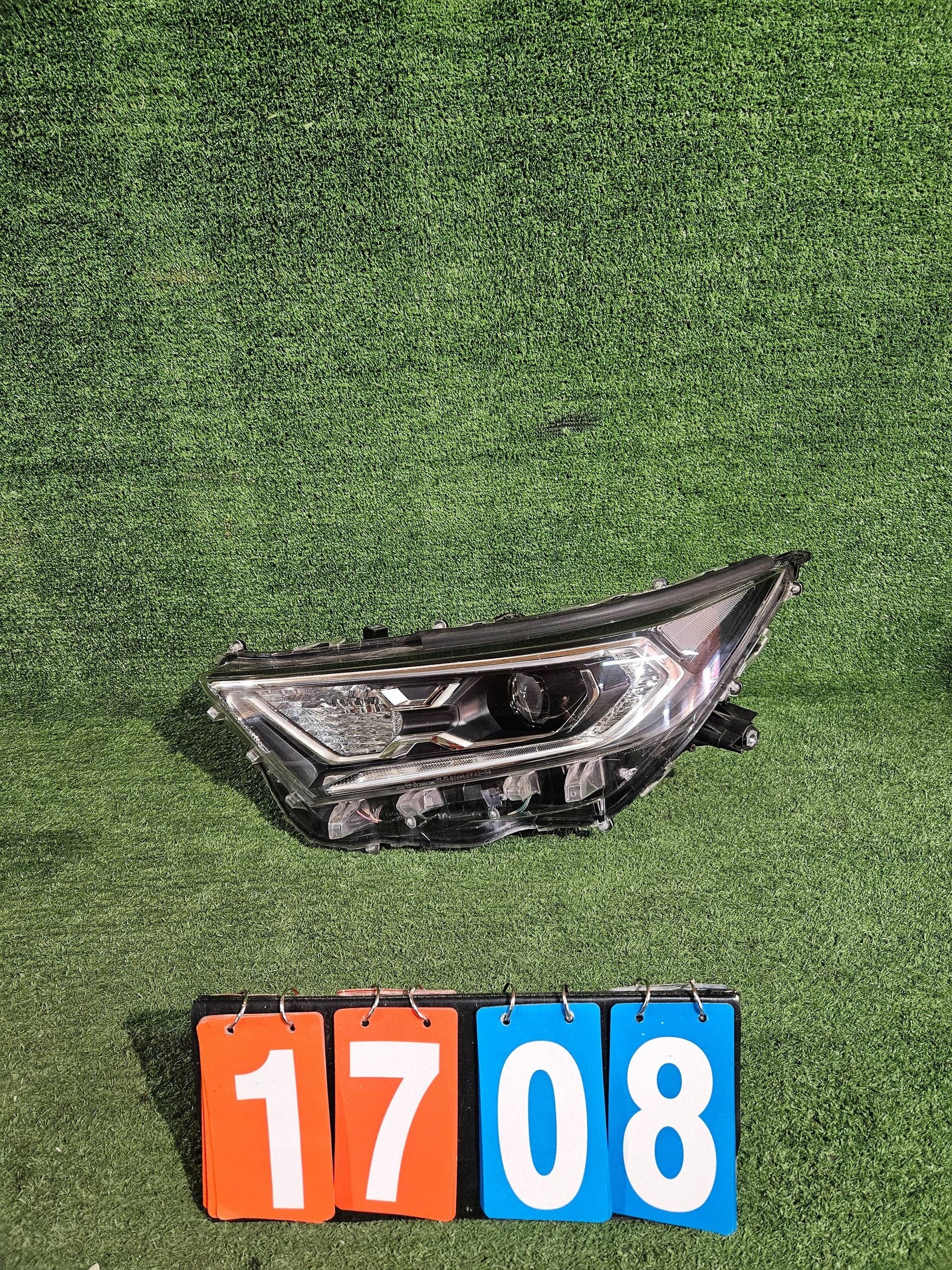 REFLEKTOR left front TOYOTA RAV4 V 19- FULL LED NR.R1708