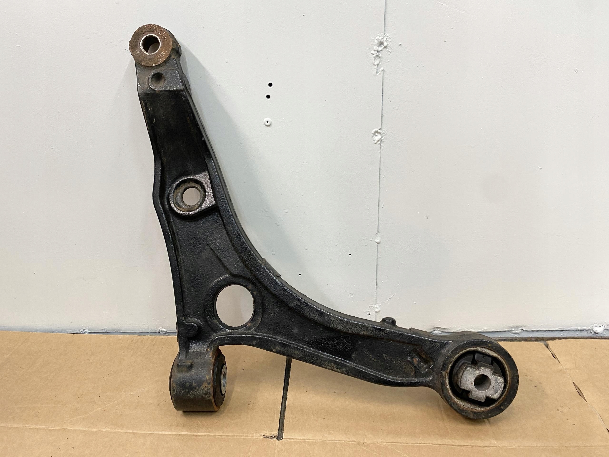 DUCATO BOXER JUMPER 14- arm front left lower original