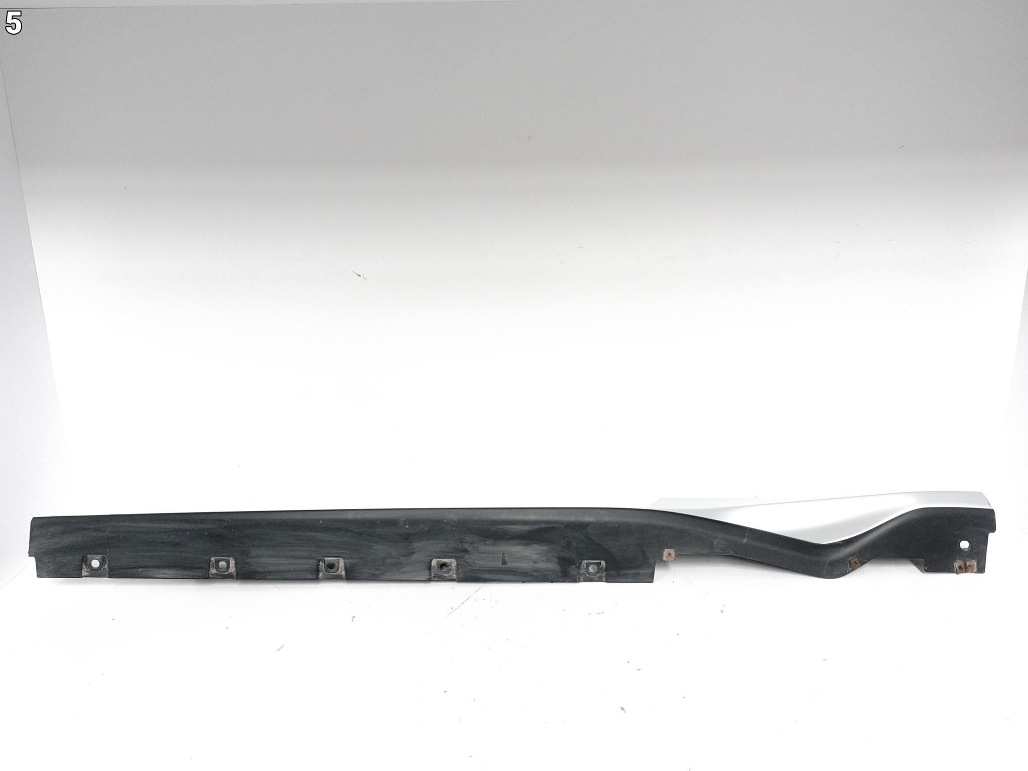 FERRARI 488 PISTA SPIDER 18-20 threshold moulding cap left