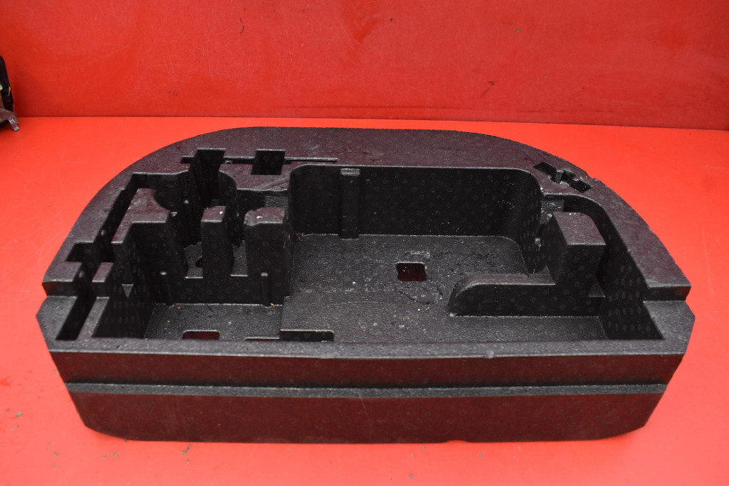 boot floor well 9833201480 PEUGEOT 2008 2 II 19-21