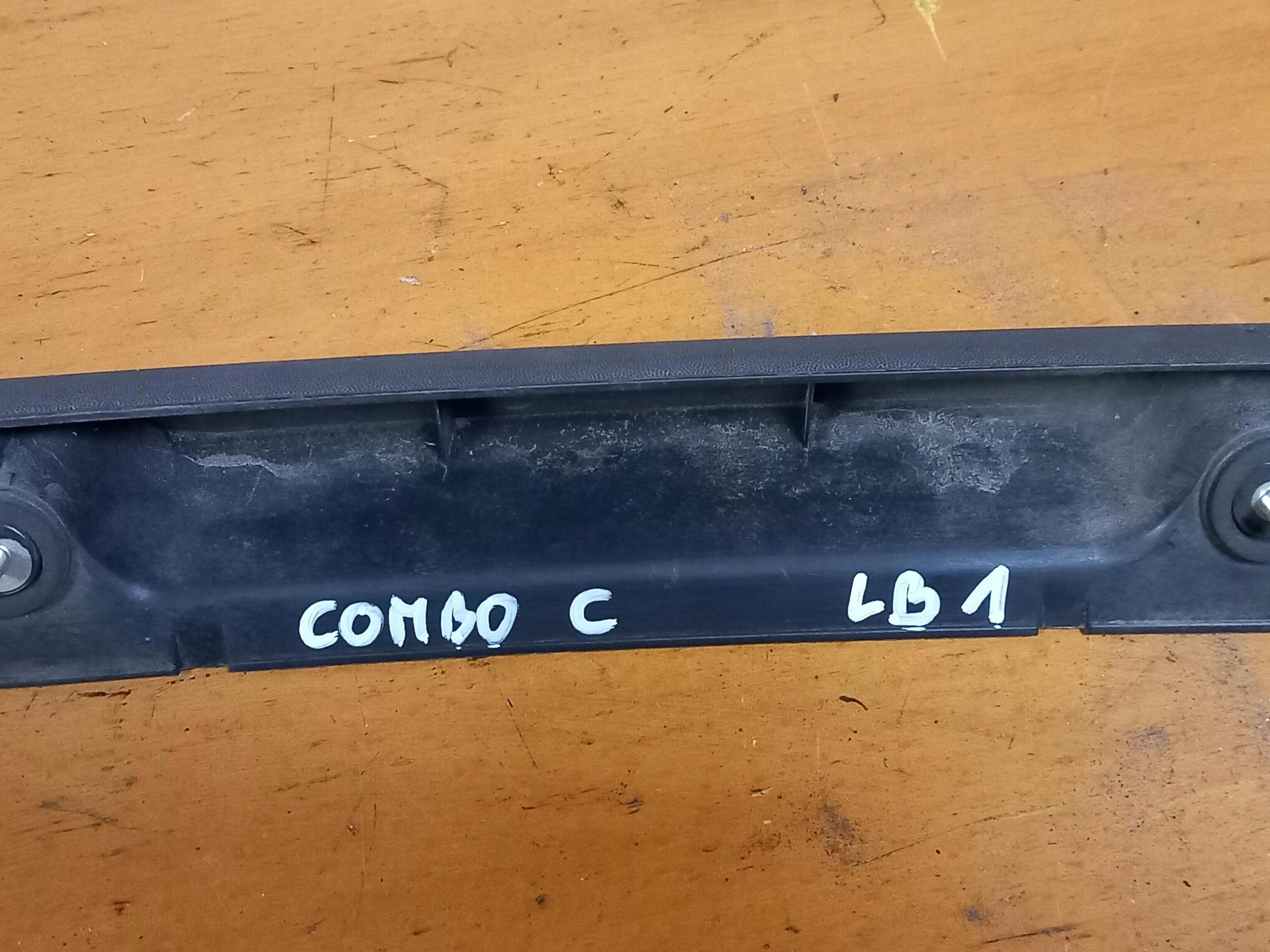 moulding door right rear part OPEL COMBO C 01-11 9228481