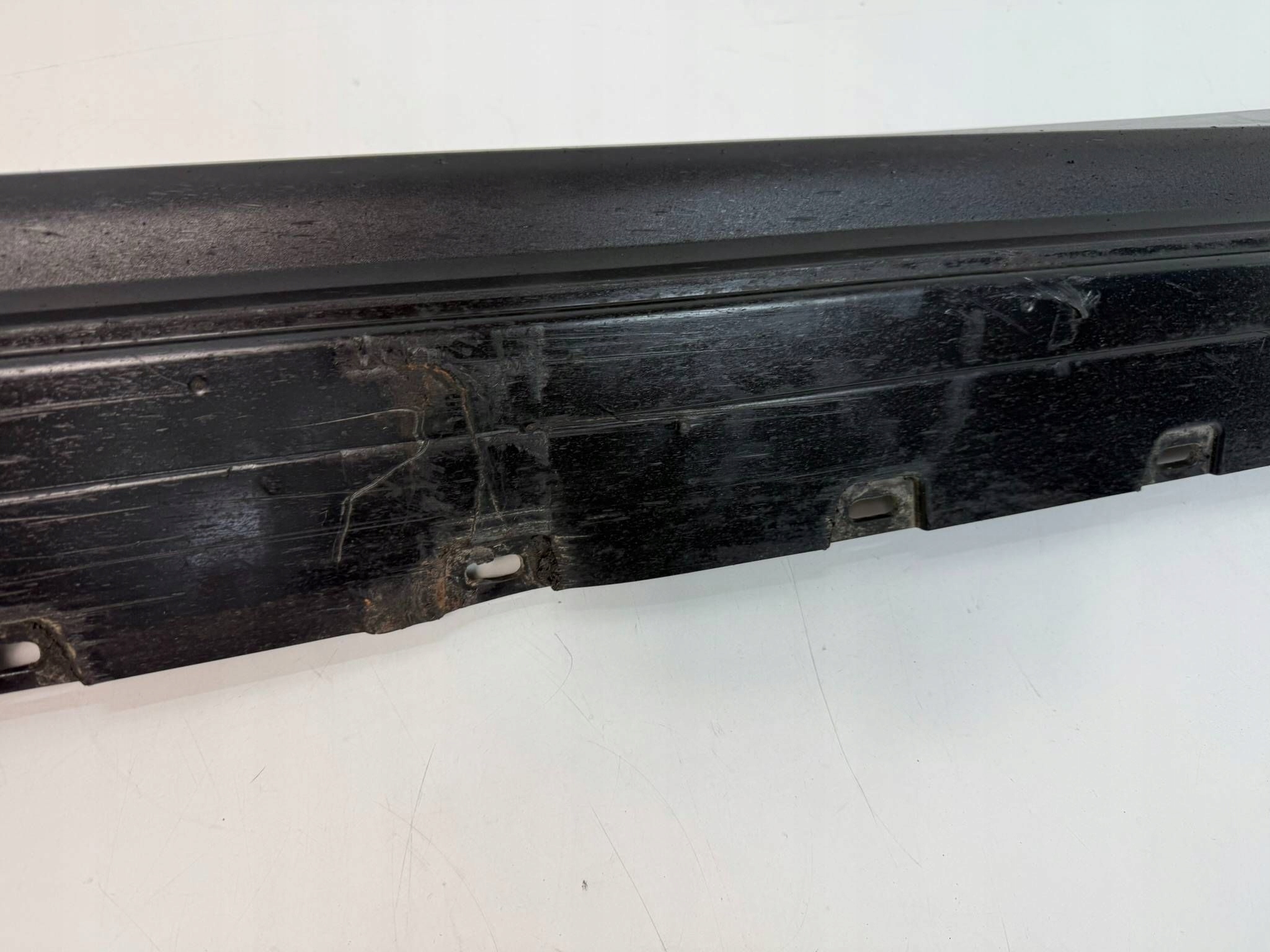 BMW i4 4 G26 8737088 8737086 C3Z moulding threshold right
