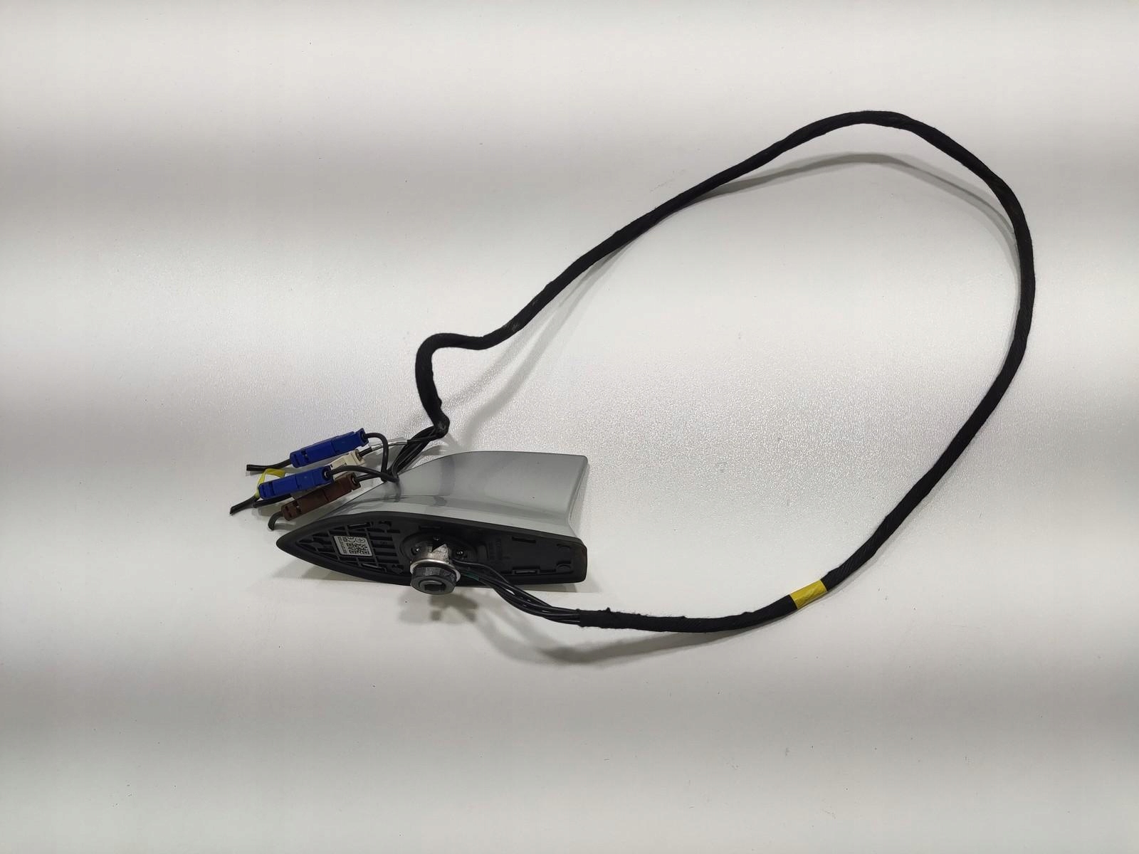 ANTENA dach NAVI RENAULT CAPTUR II 2019-2024 282067132R