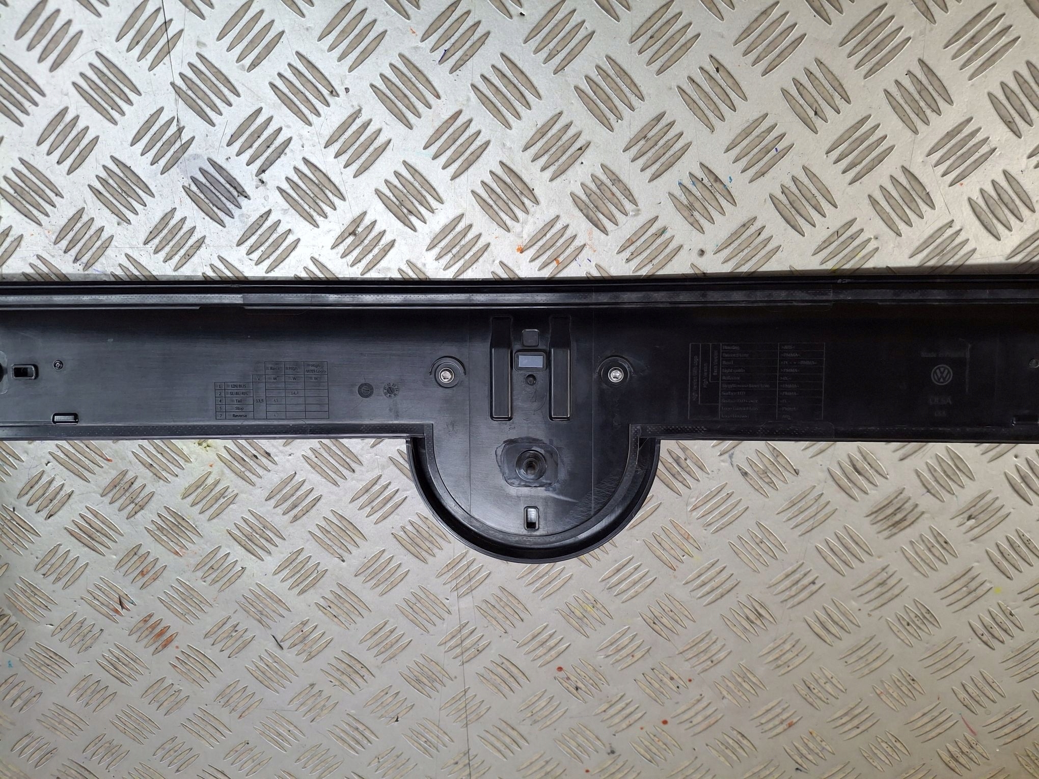 light rear for the bonnet LED cap VW ID4 ID.4 2020R->