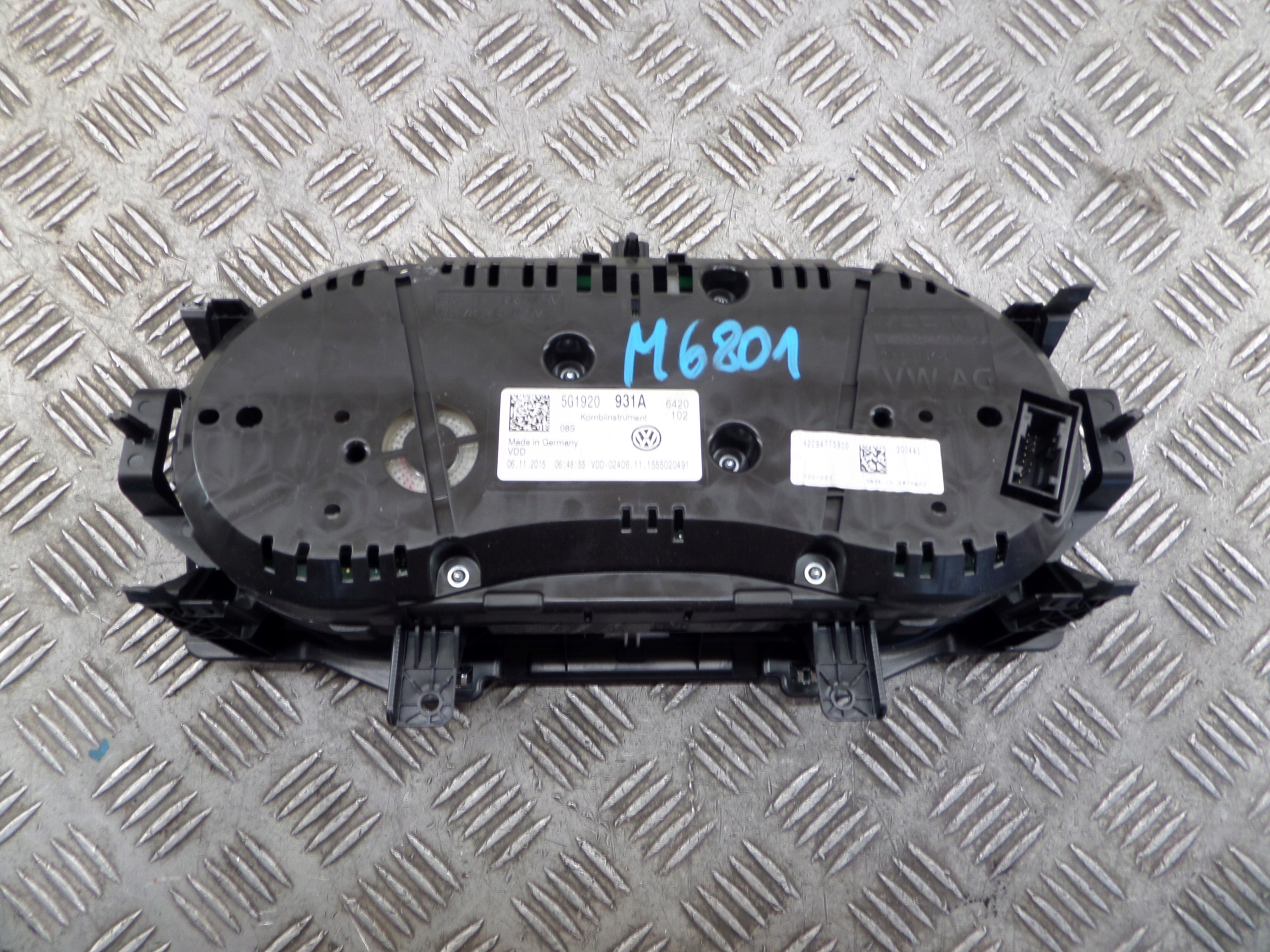 VW GOLF VII dials clock TDI 5G1920931A