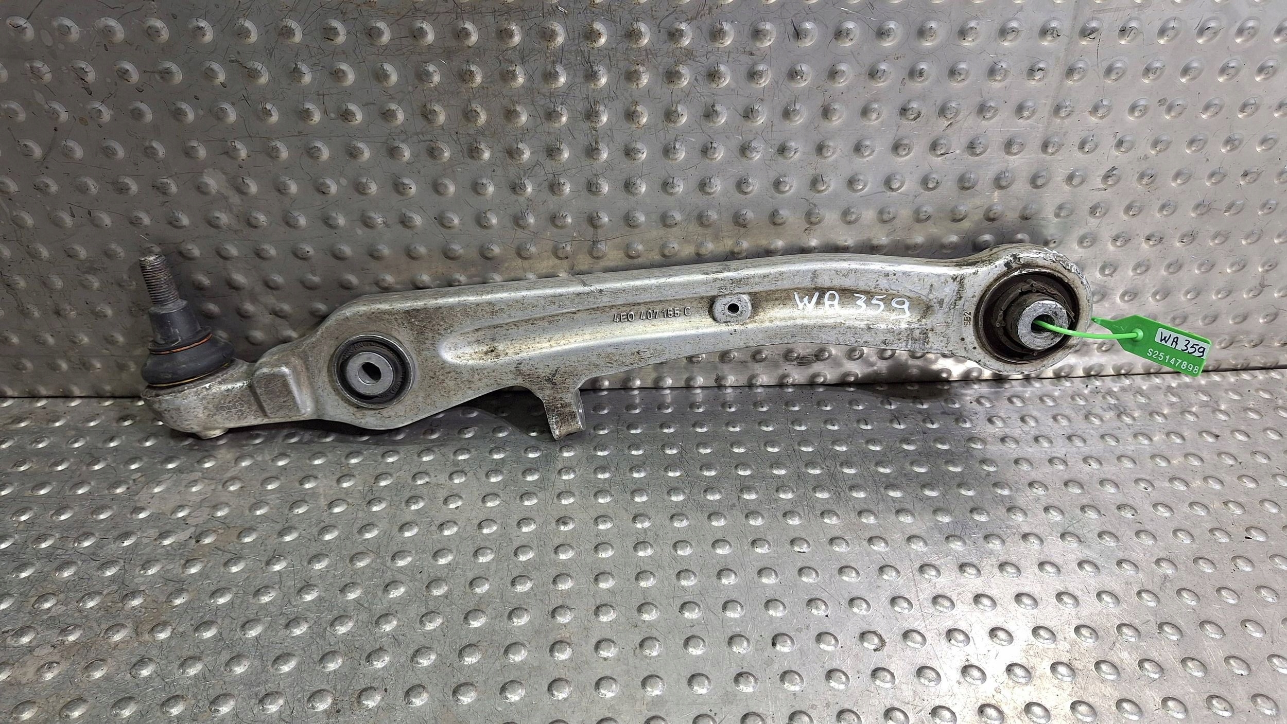 arm left right front lower 4E0407155C VW PHAETON 3D AUDI A8 D3