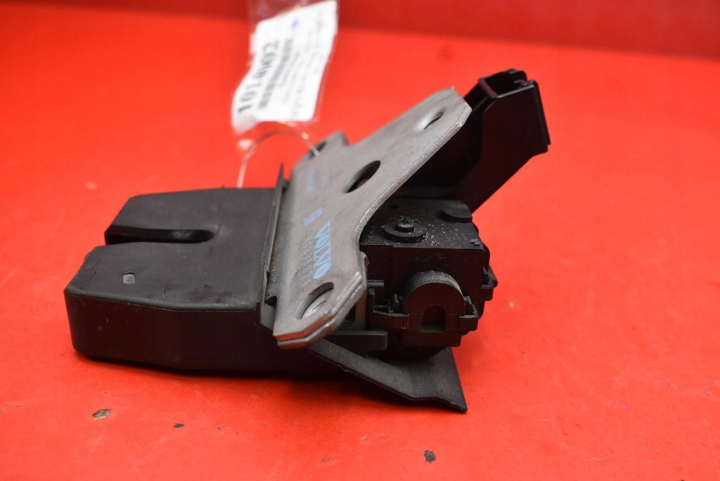 lock bonnet rear part boot 31335870 VOLVO V40 2 II 5D HB 12-16