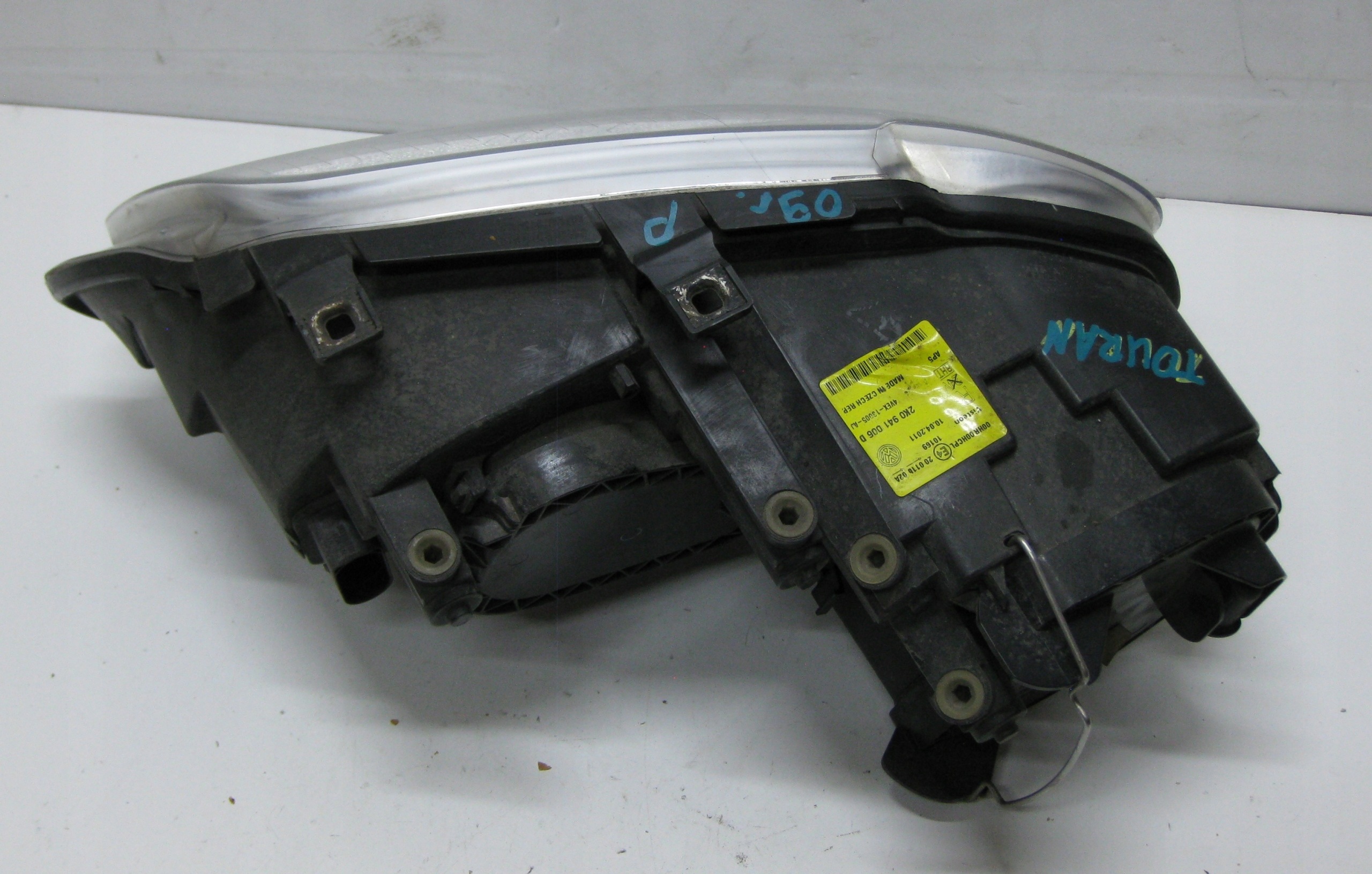 VOLKSWAGEN TOURAN light REFLEKTOR right front 2K0941006D
