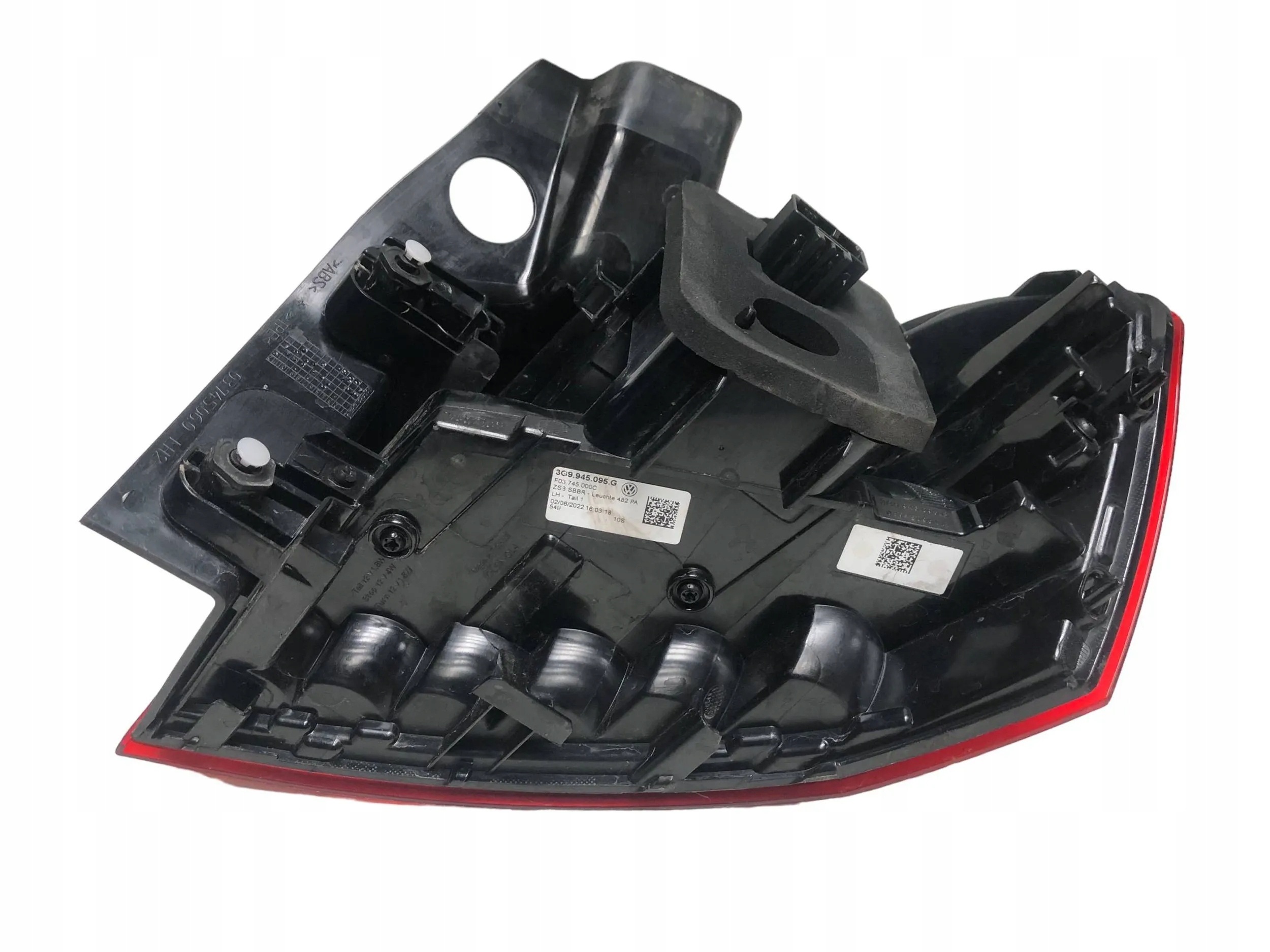 Lampa tył lewy Volkswagen PASSAT B8 Typ samochodu Samochody osobowe