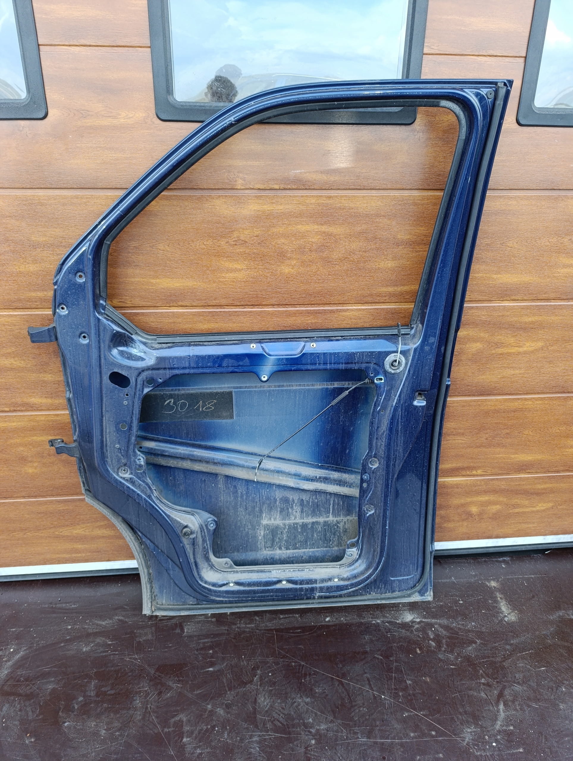 VW T5 T5 LIFT dveře pravé předek/ přední spolujezdce/ PASAZER
