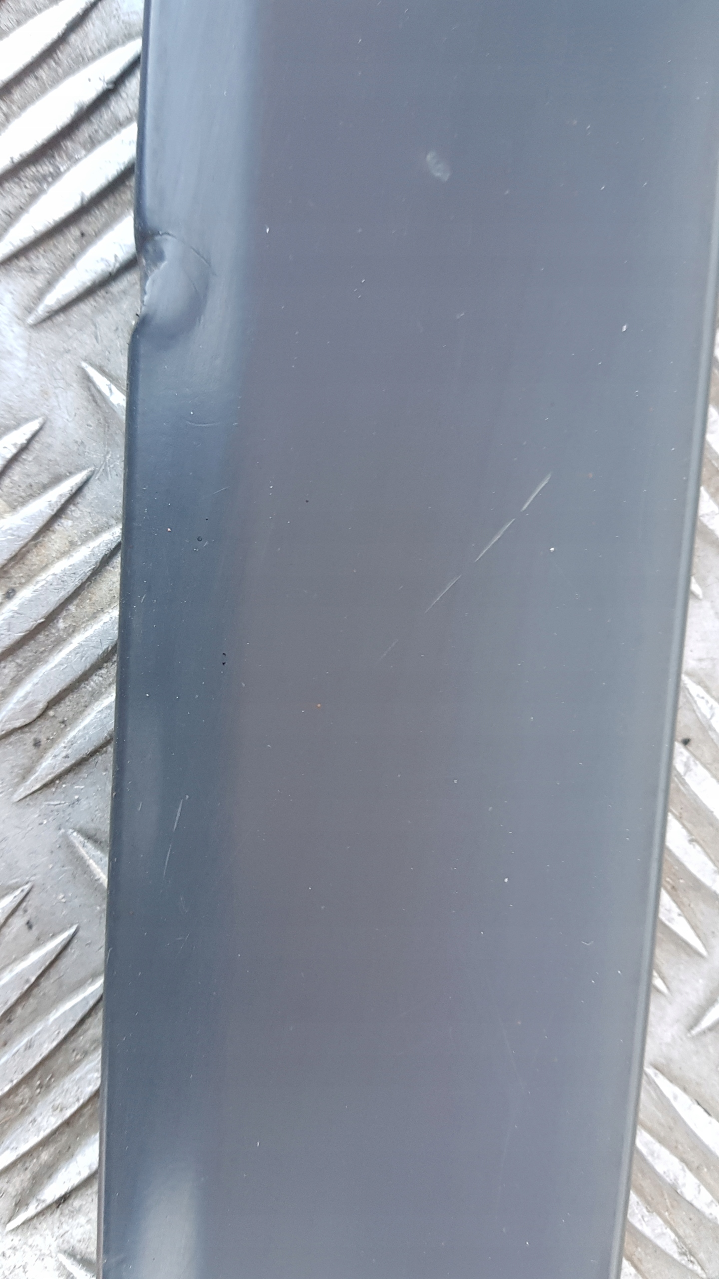 AUDI A4 B6 moulding door left rear part