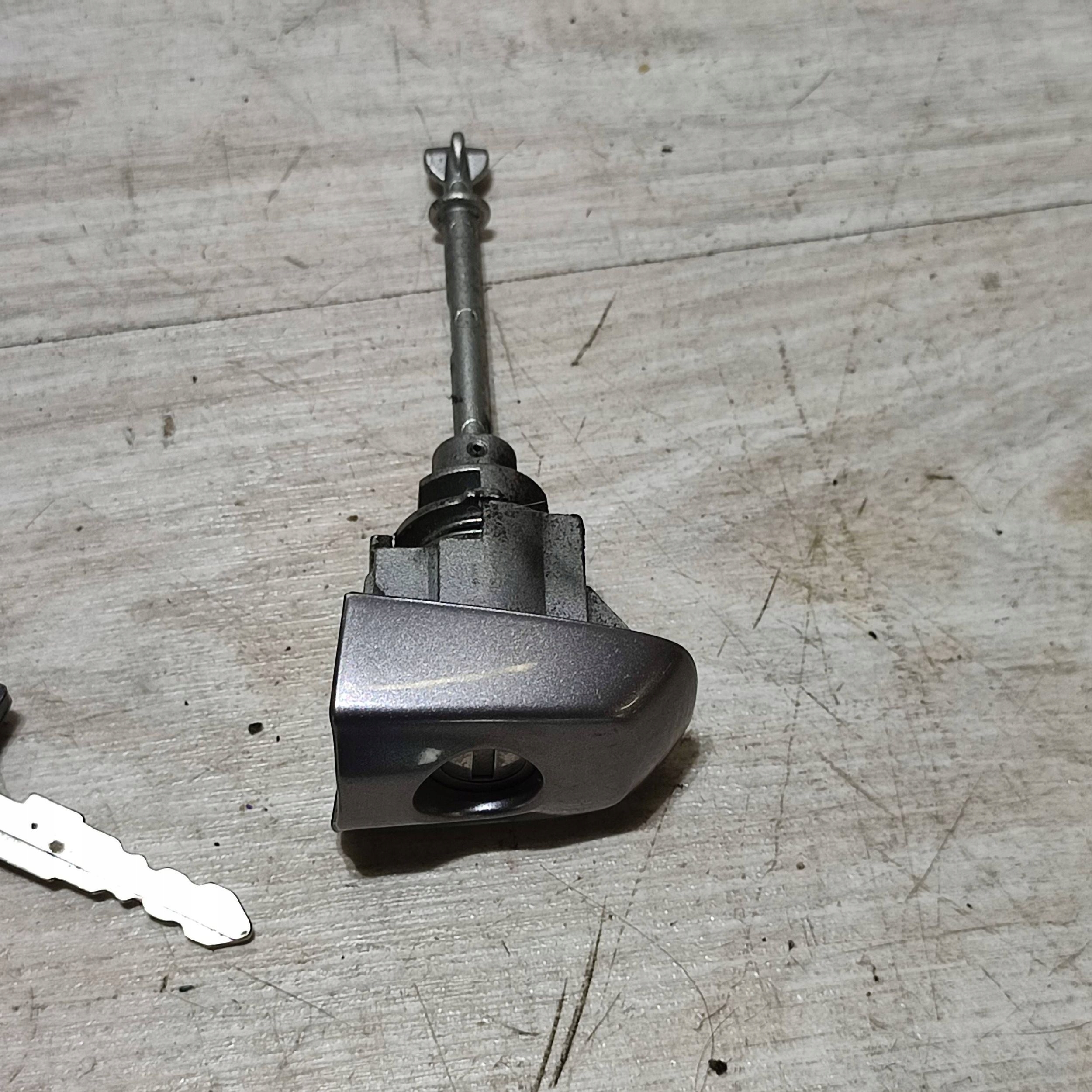 Insert de la serrure Suzuki Vitara (LY) 020151501669