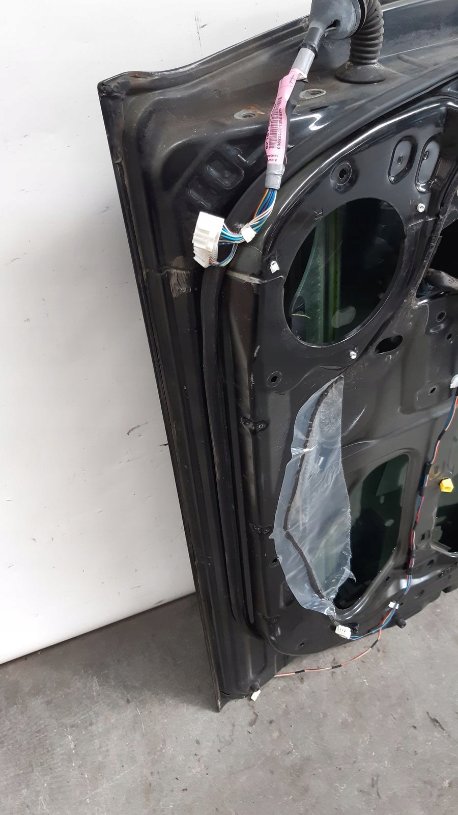 door front front right Toyota Avensis T25