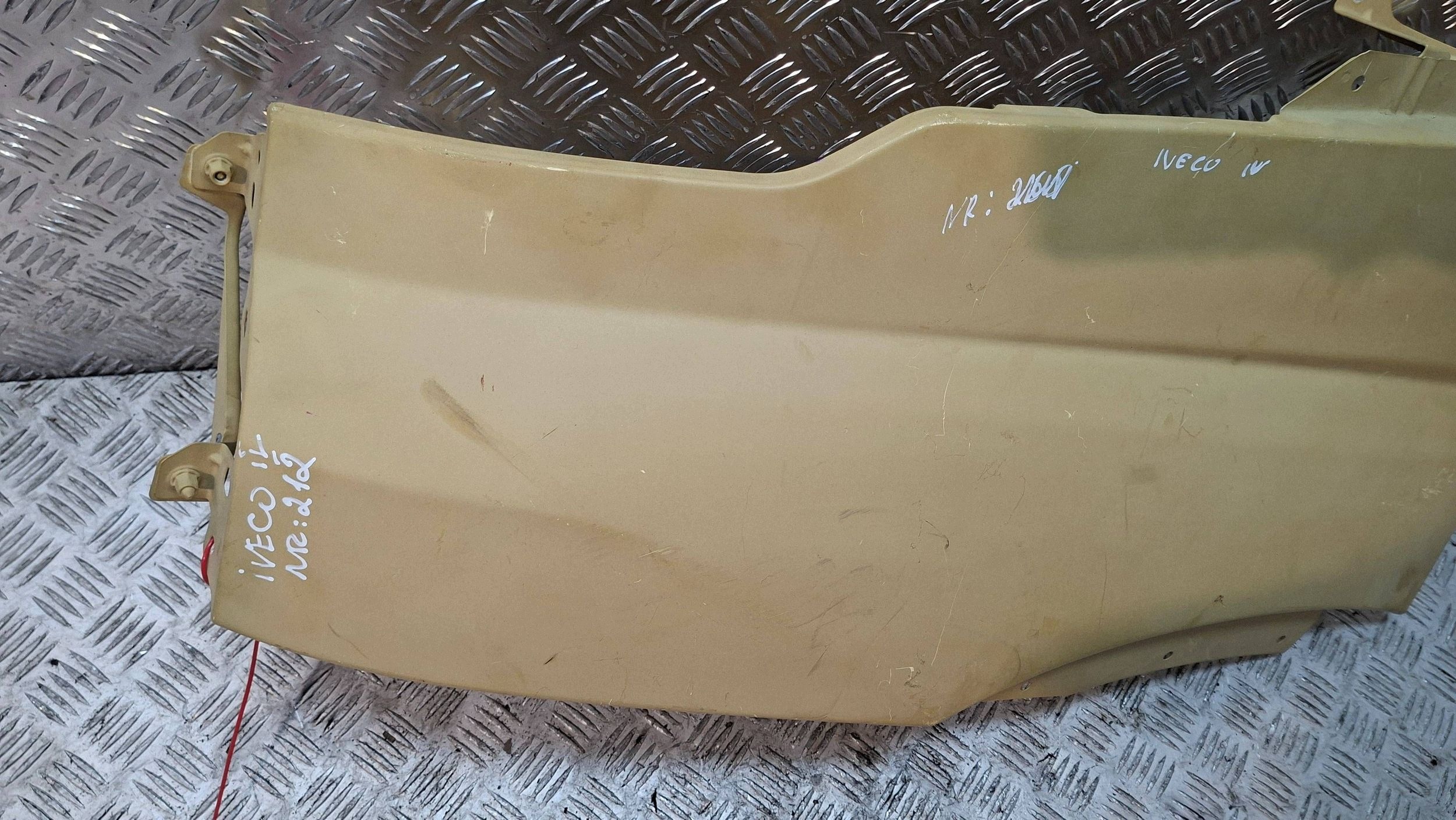 fender front left IVECO DALY VI 2014