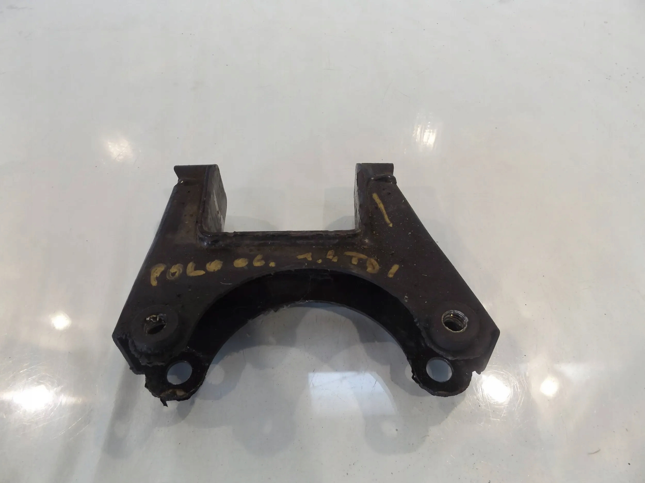 POLO IV 9N LIFT 1,4TDI ŁAPA SKRZYNI BIEGÓW
