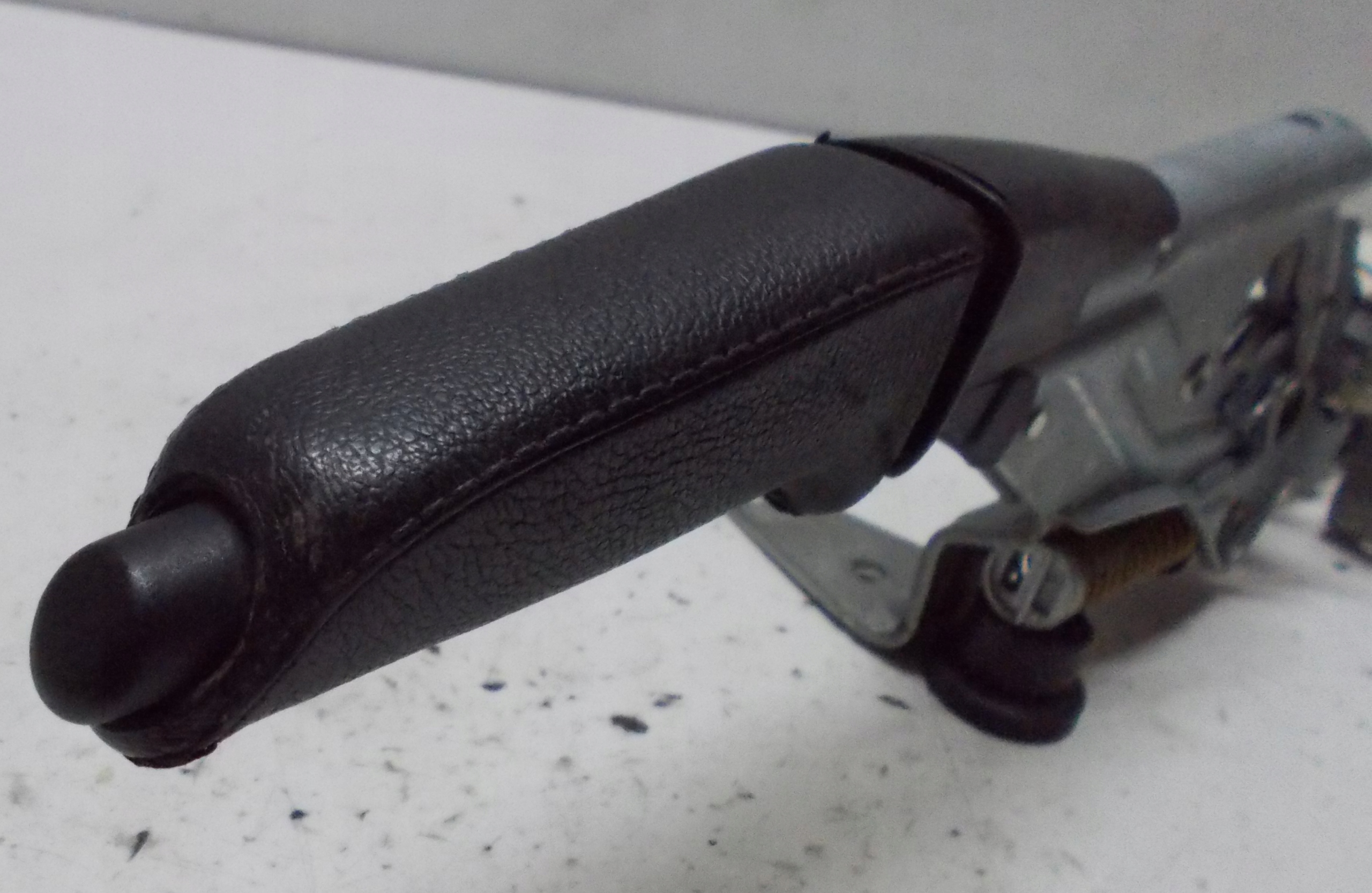 BMW E87 2.0 D 11R Schaltgestänge Hand