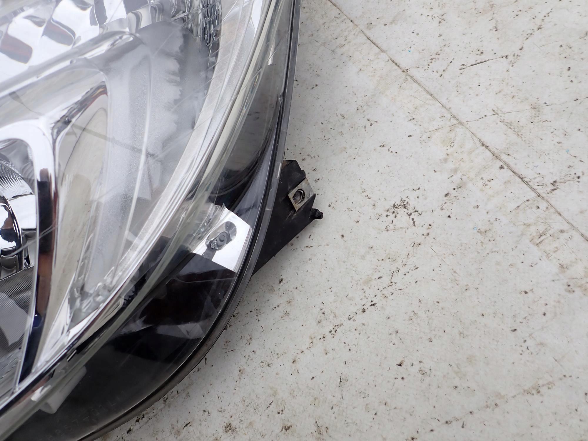 OPEL INSIGNIA A 08-13 light front front left