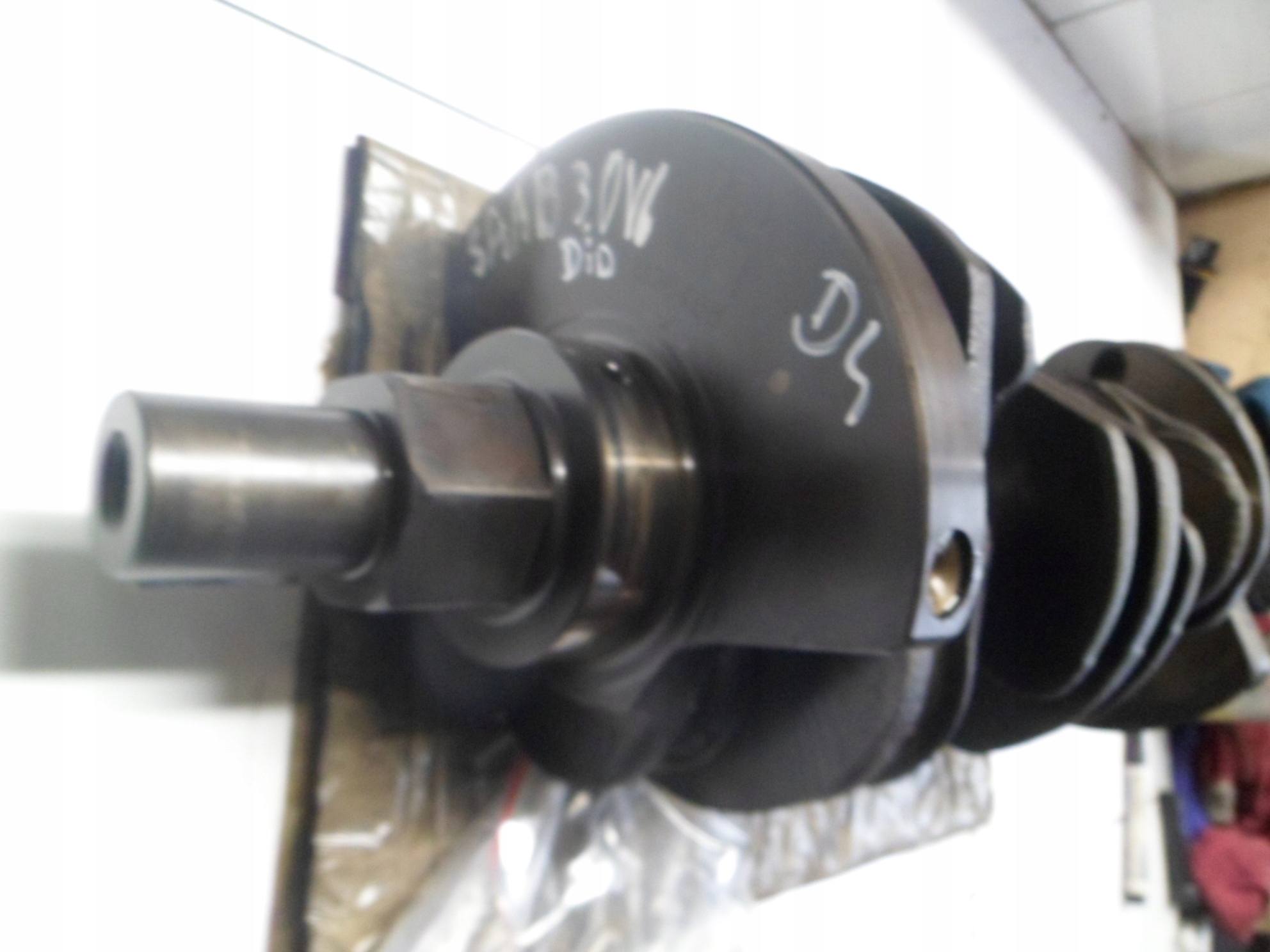 SAAB 9-5 3.0TID V6 crank