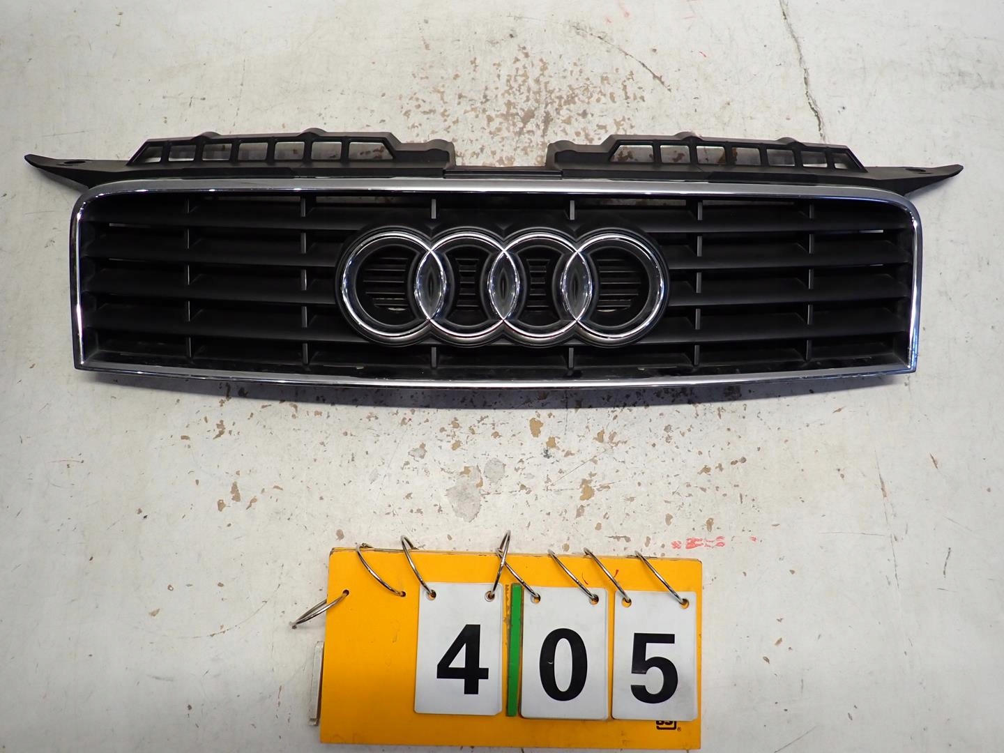 Grill AUDI A3 2003-2005 8P3853651