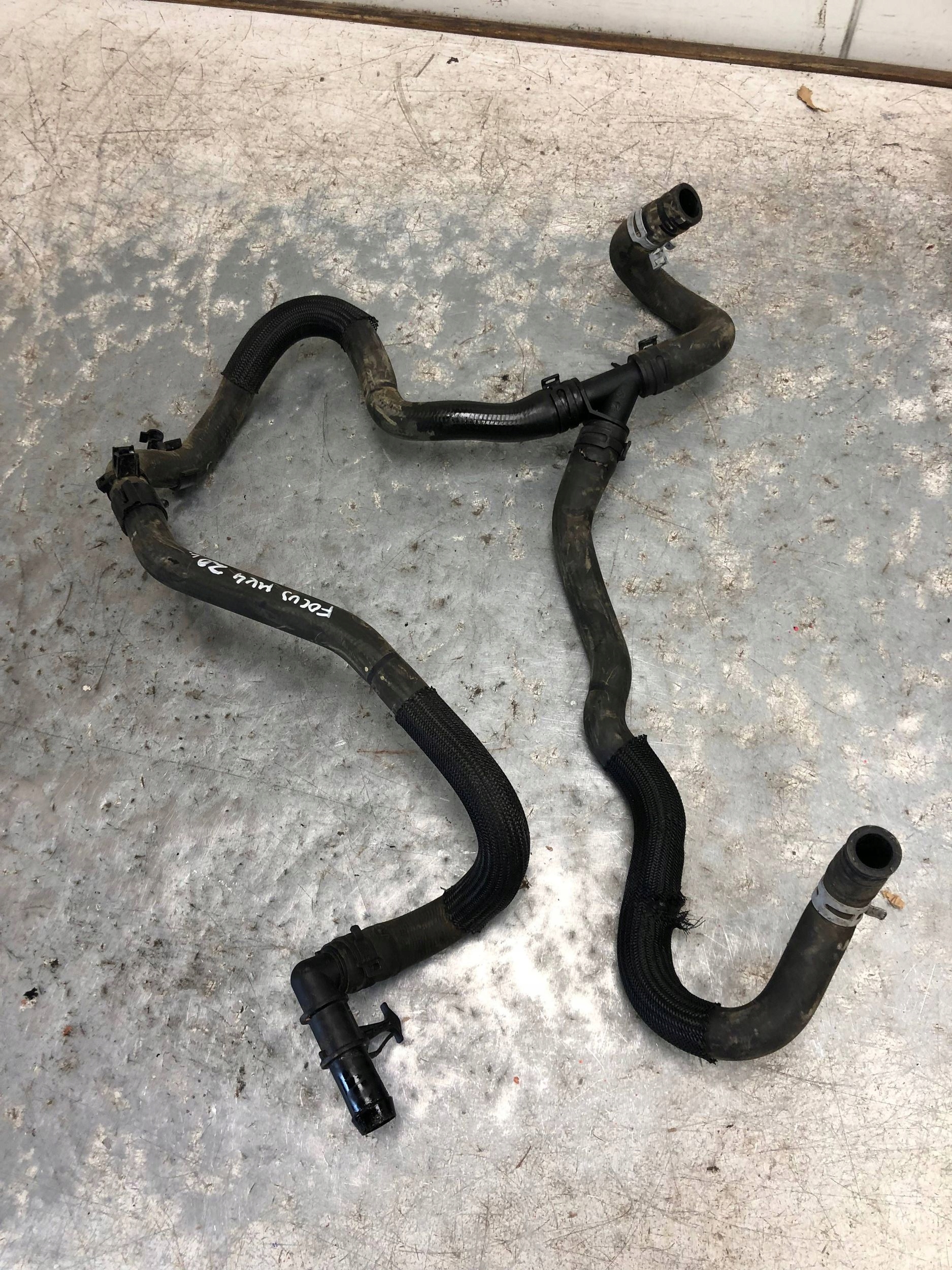 trouba hadice vody FORD FOCUS MK4 JX61-8C351-D