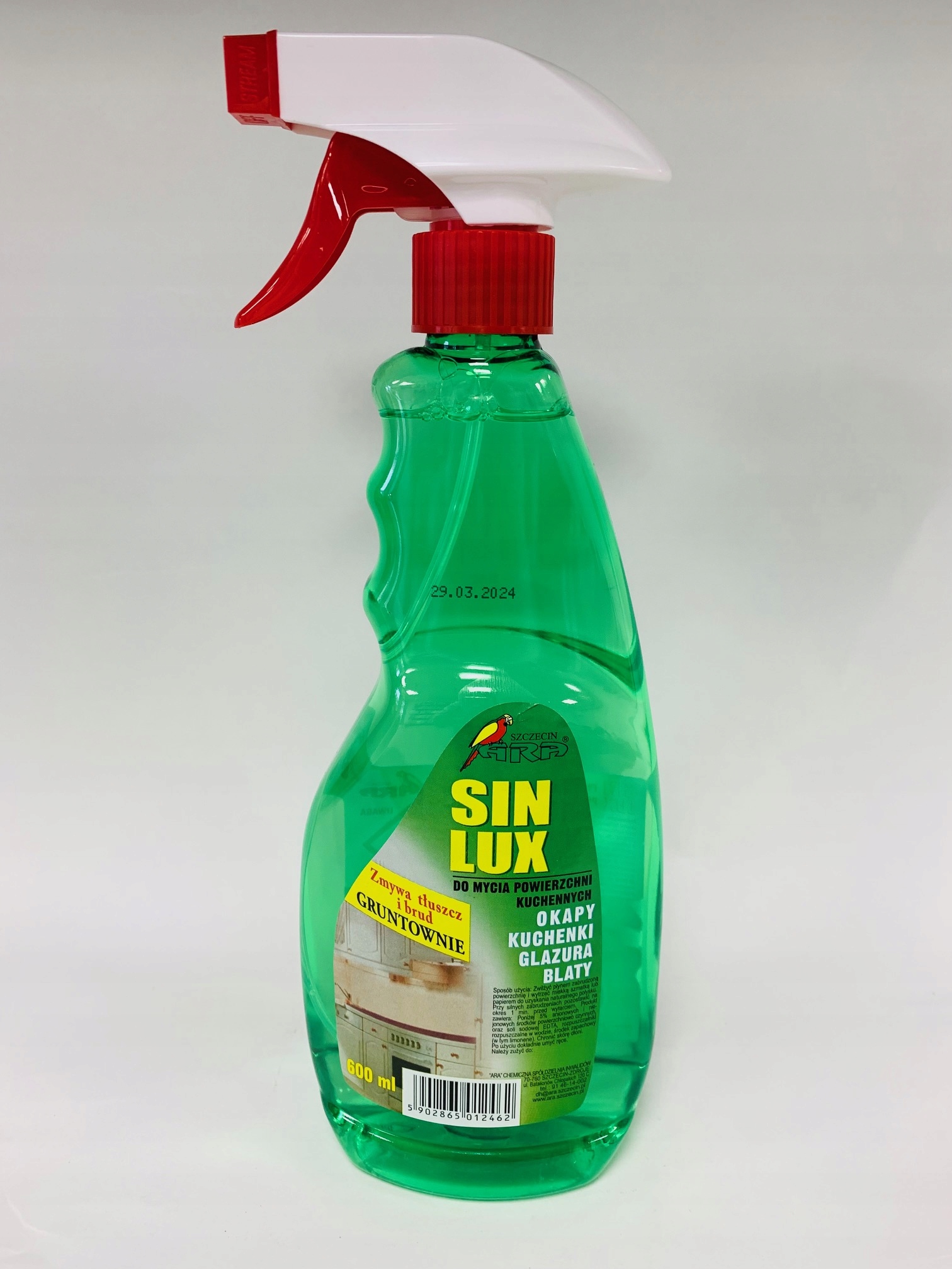 

Ara Sinlux płyn na brud i tłuszcz 600ml