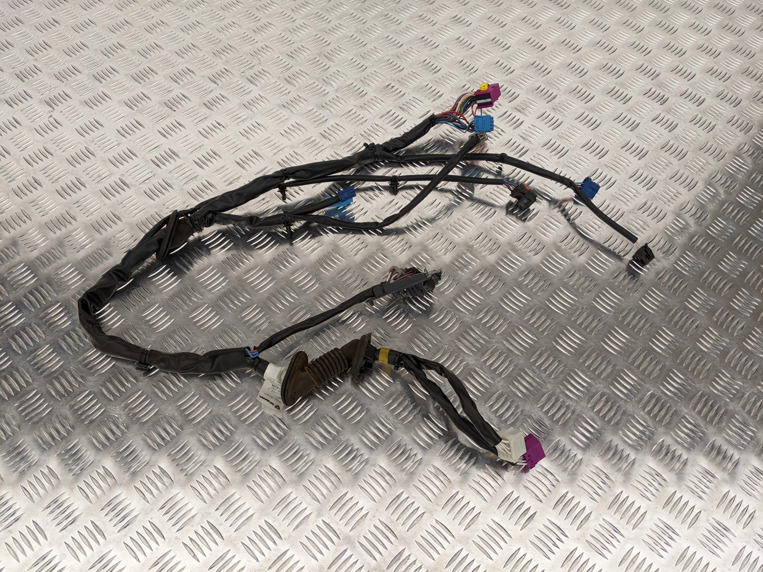 2553278 - ЖГУТ ПРОВОДОВ ДВЕРИ SCANIA R S ПРАВАЯ СТОРОНА