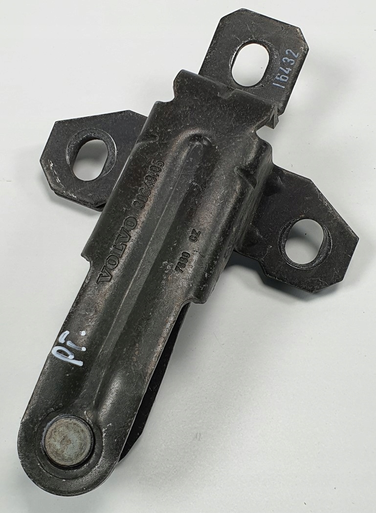 RYGIEL ZAWIAS BURTY KLAPY TYŁ VOLVO XC90 I