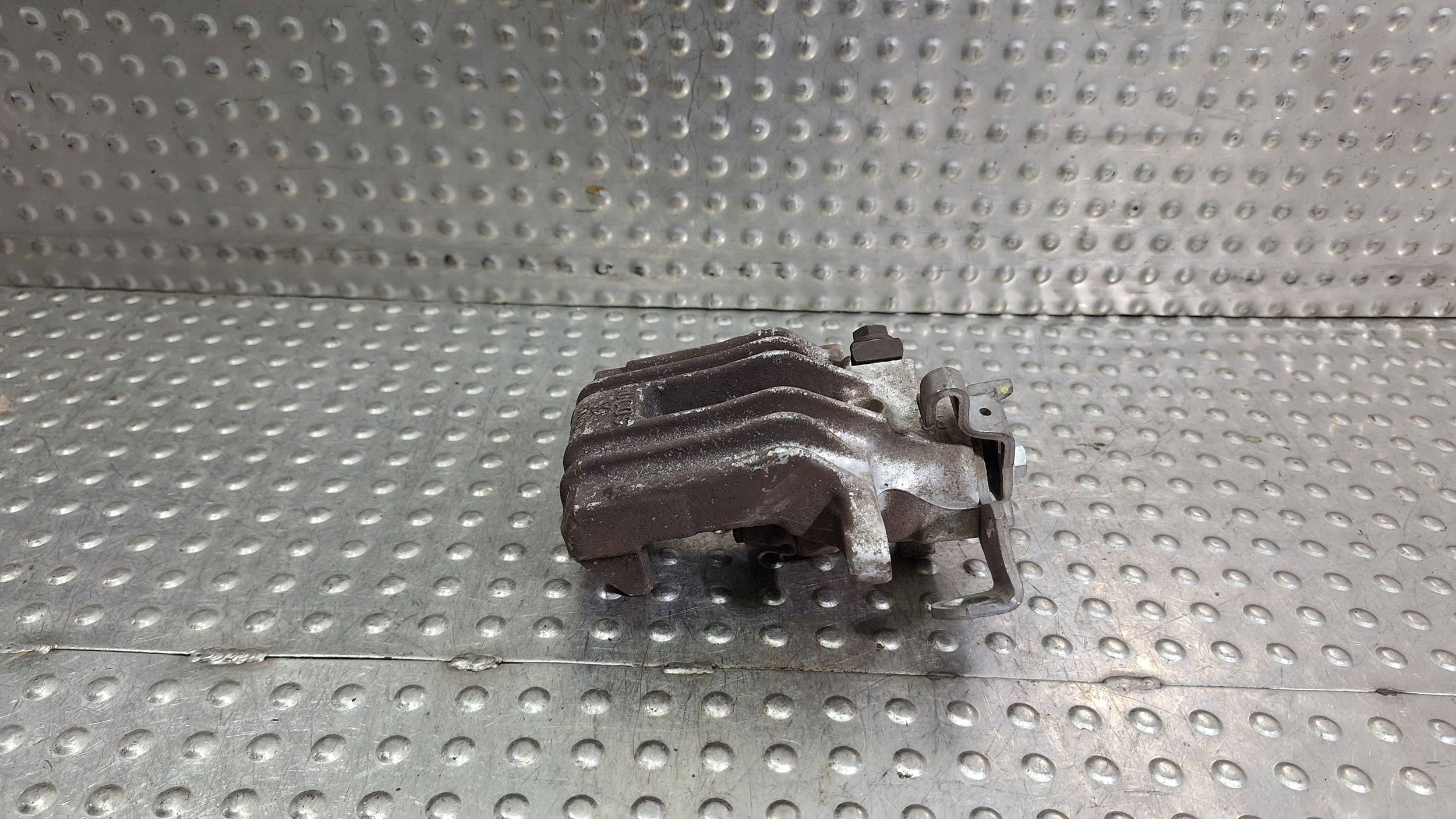caliper brake left rear part VW POLO 5 V 6R 09-17