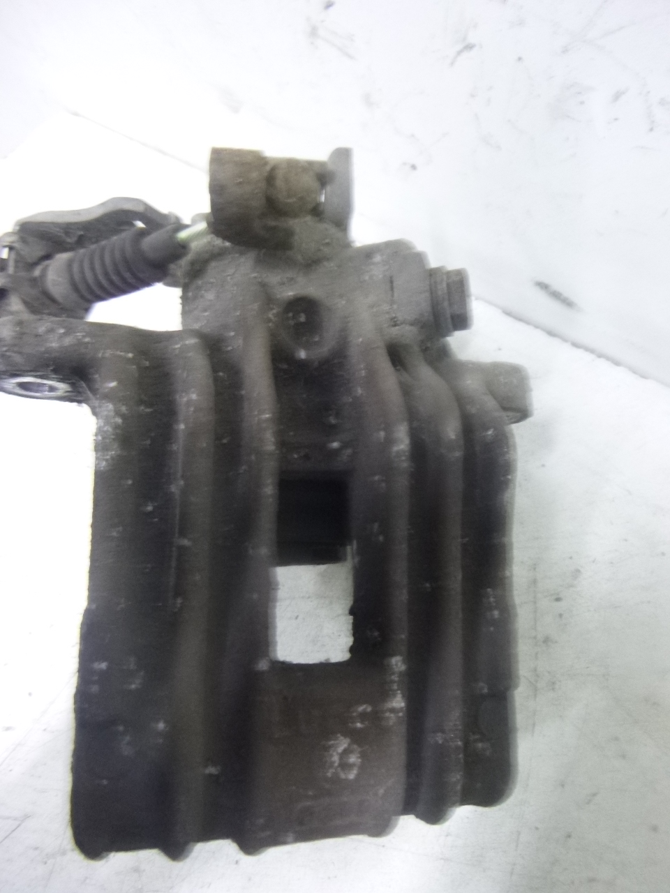 caliper brake rear part Volkswagen Golf IV 1.4 01r.