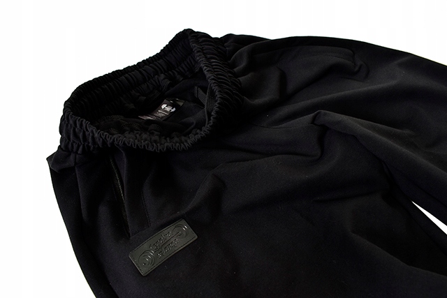 Spodnie dresowe Legalna Sztanga czarne 4XL Cechy dodatkowe naszywki