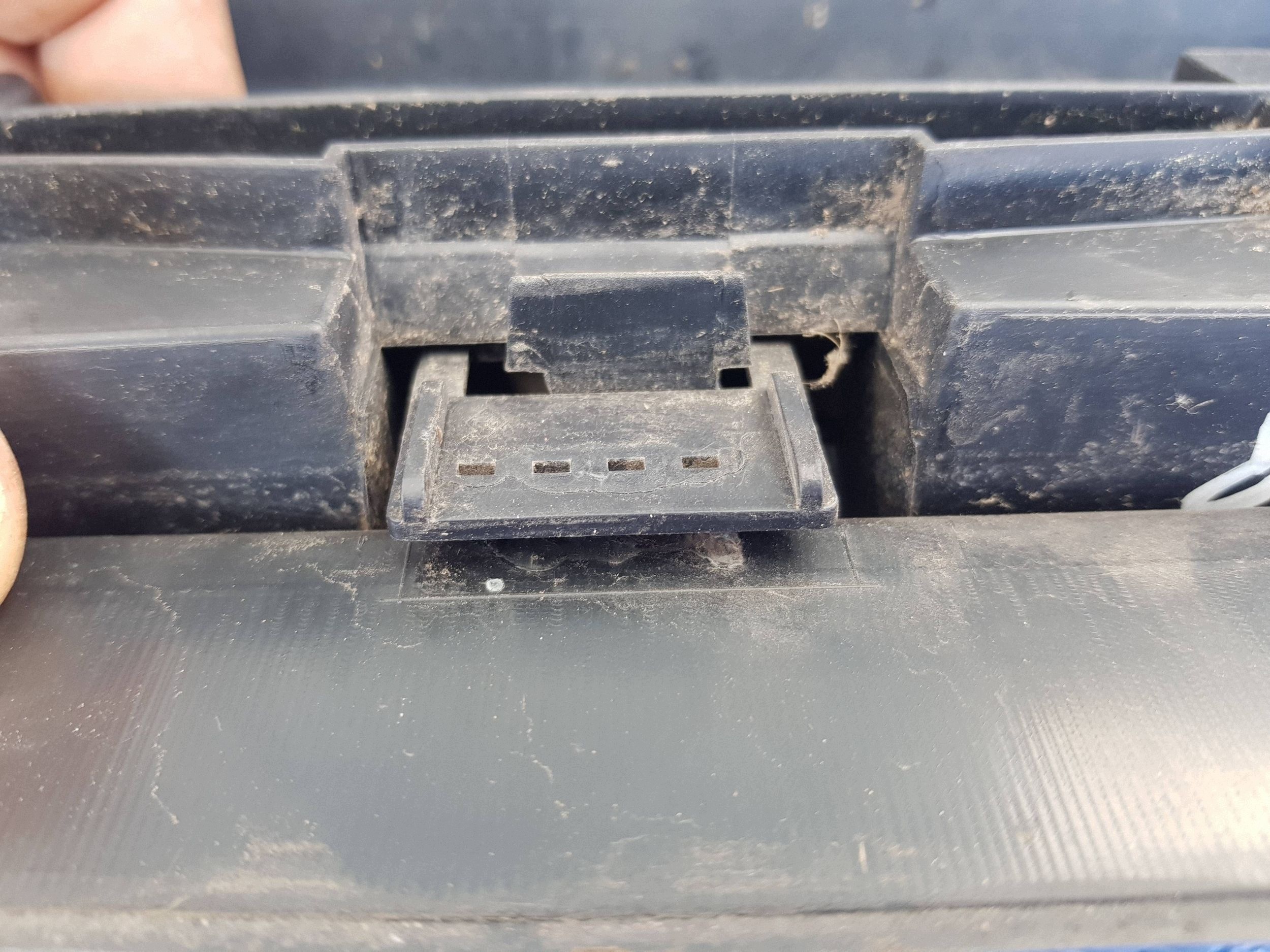 moulding threshold right side threshold Mercedes ML W164 1646900840