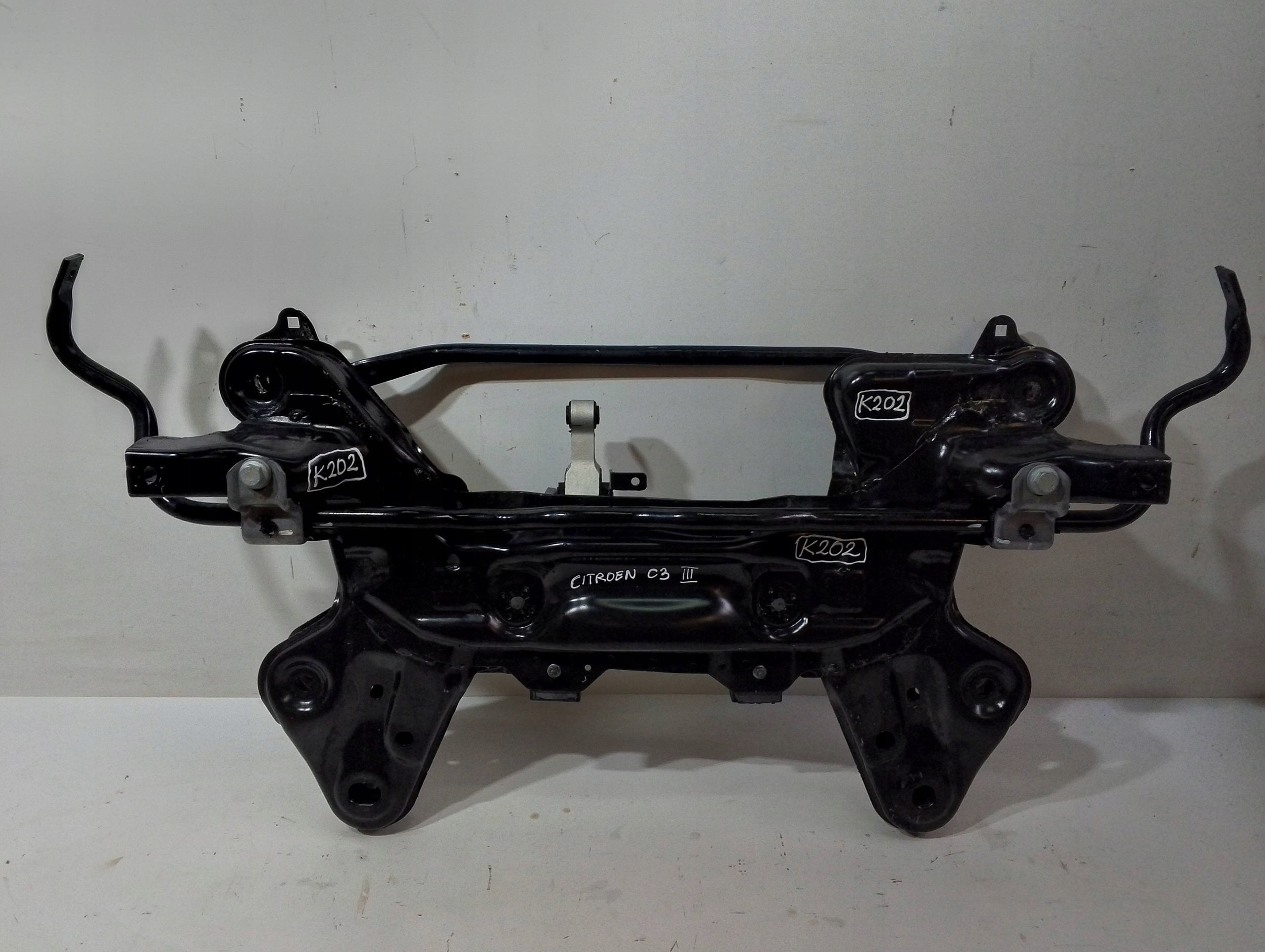 Citroen C3 III Peugeot 208 axle beam front 715974 (K202)