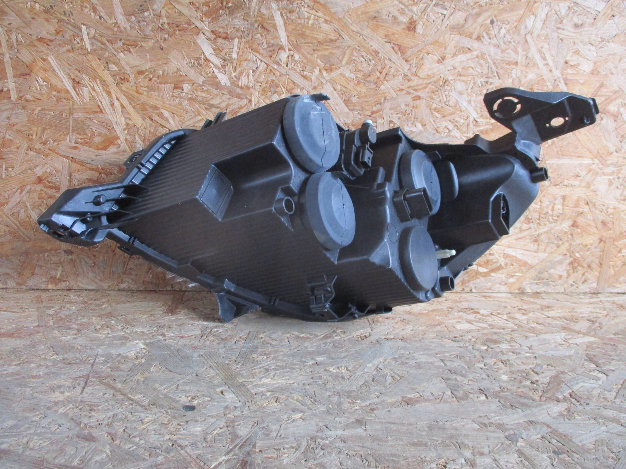 light front front right PEUGEOT 208 II ZWYKLA
