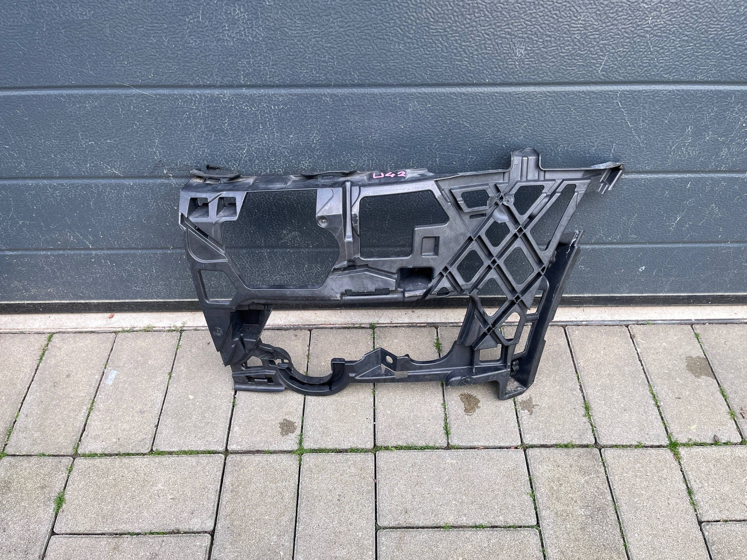 VW GOLF VII left bumper bracket front front 5G0807723D