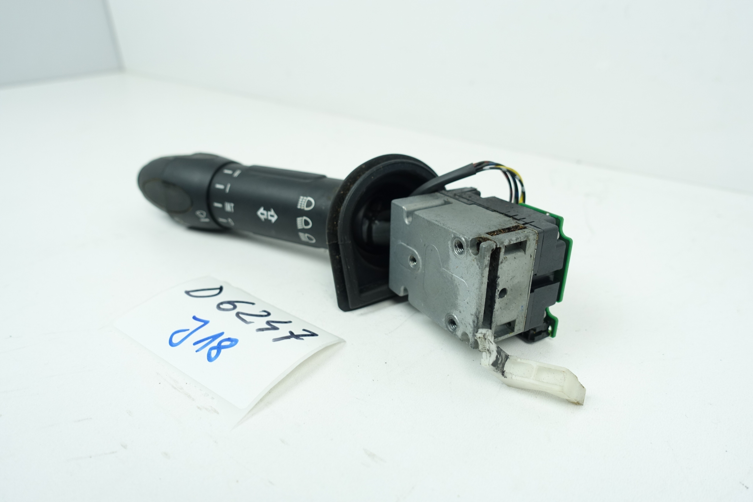 IVECO STRALIS 5801781376 wiper control below steering wheel,