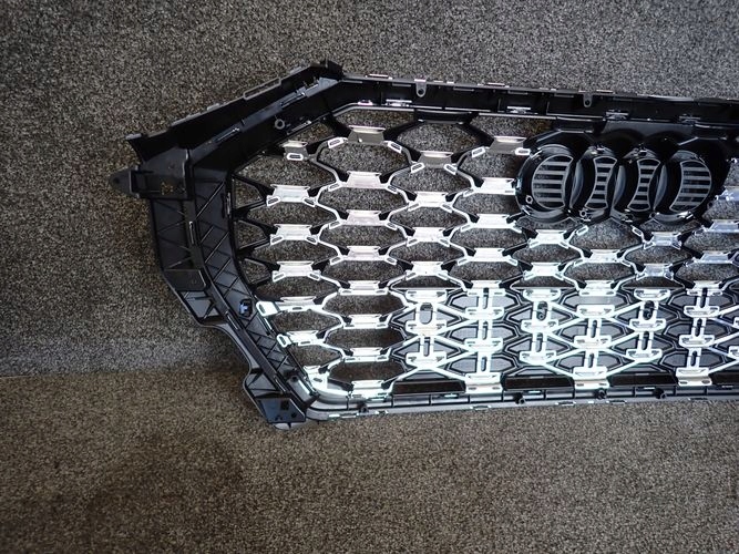 AUDI Q3 S-LINE 18- GRILLE 83F853651 A B C