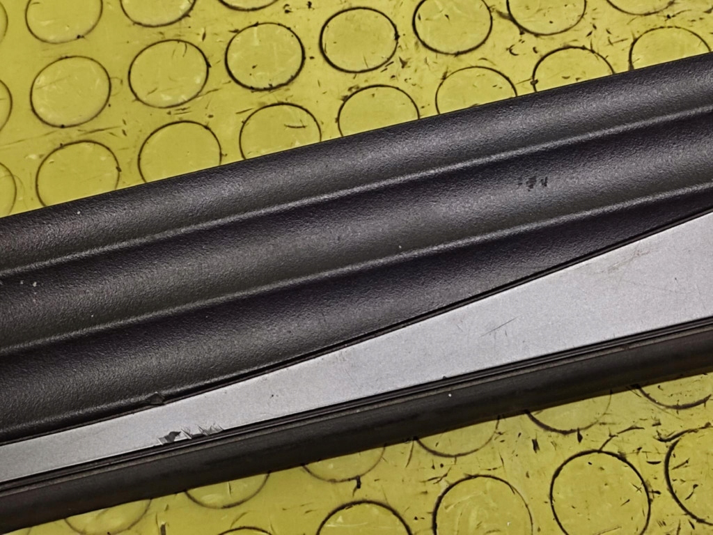 BMW E60 moulding threshold right front 51477034304