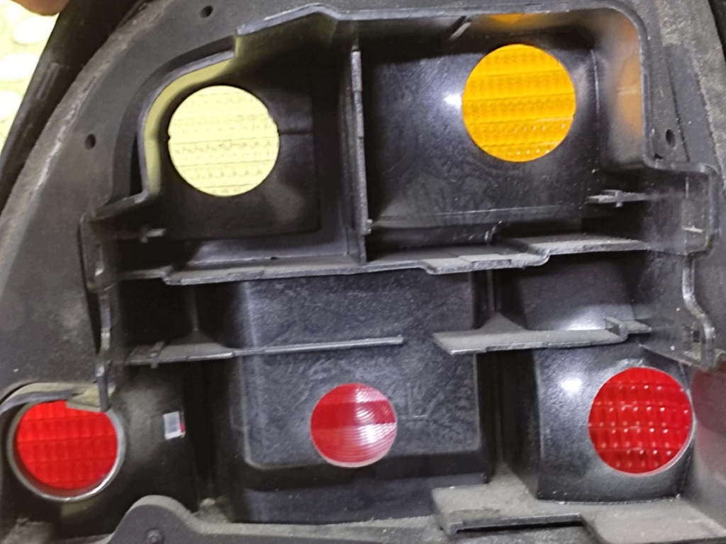 VW GOLF II light left rear part 191945111B
