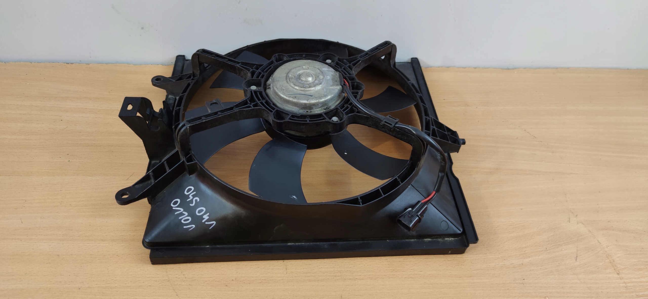 ventilátor chladiče VOLVO V40 S40 1.8B 2.0B 99-04