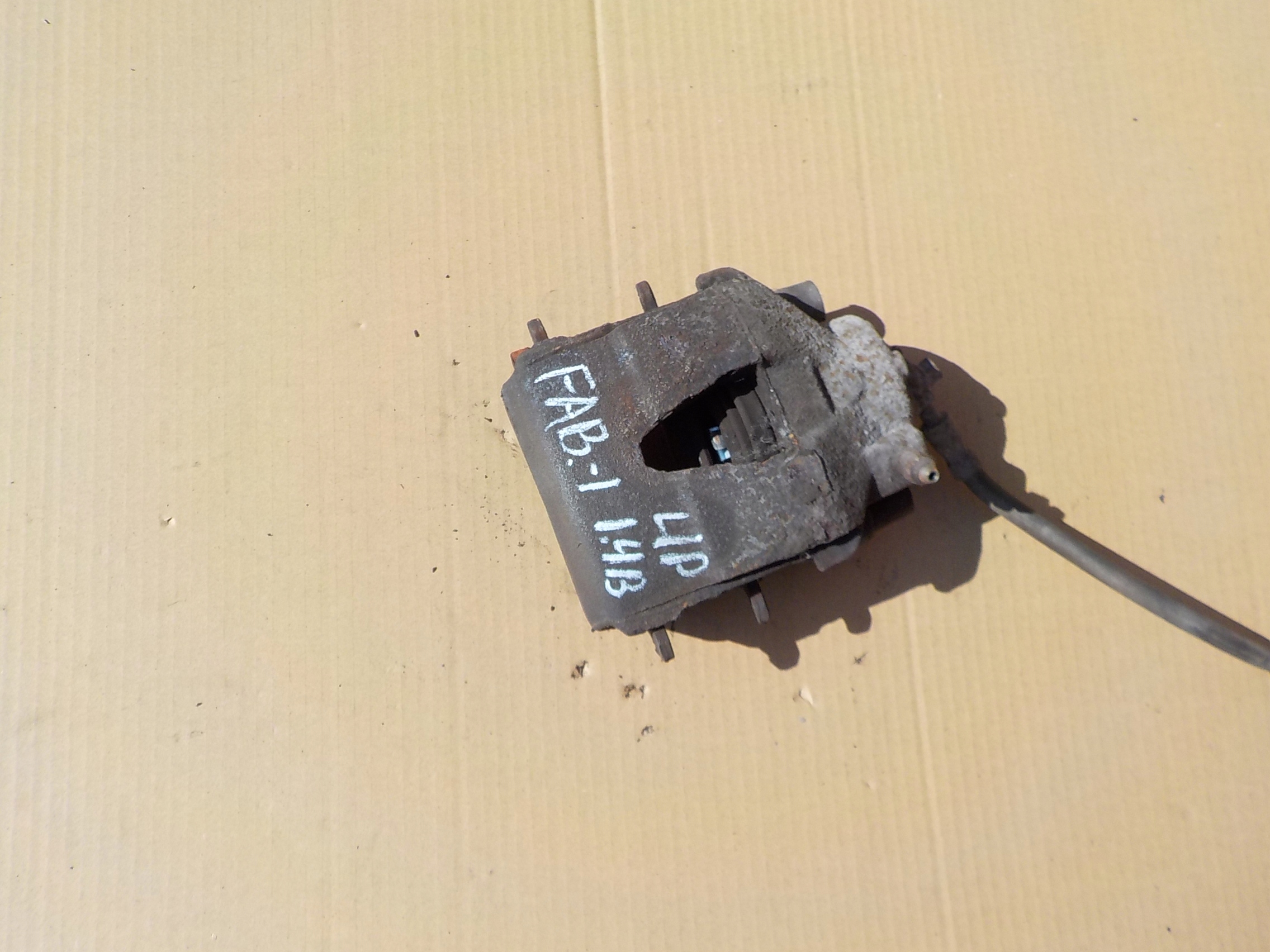 caliper brake left front skoda fabia and 1,4 16v