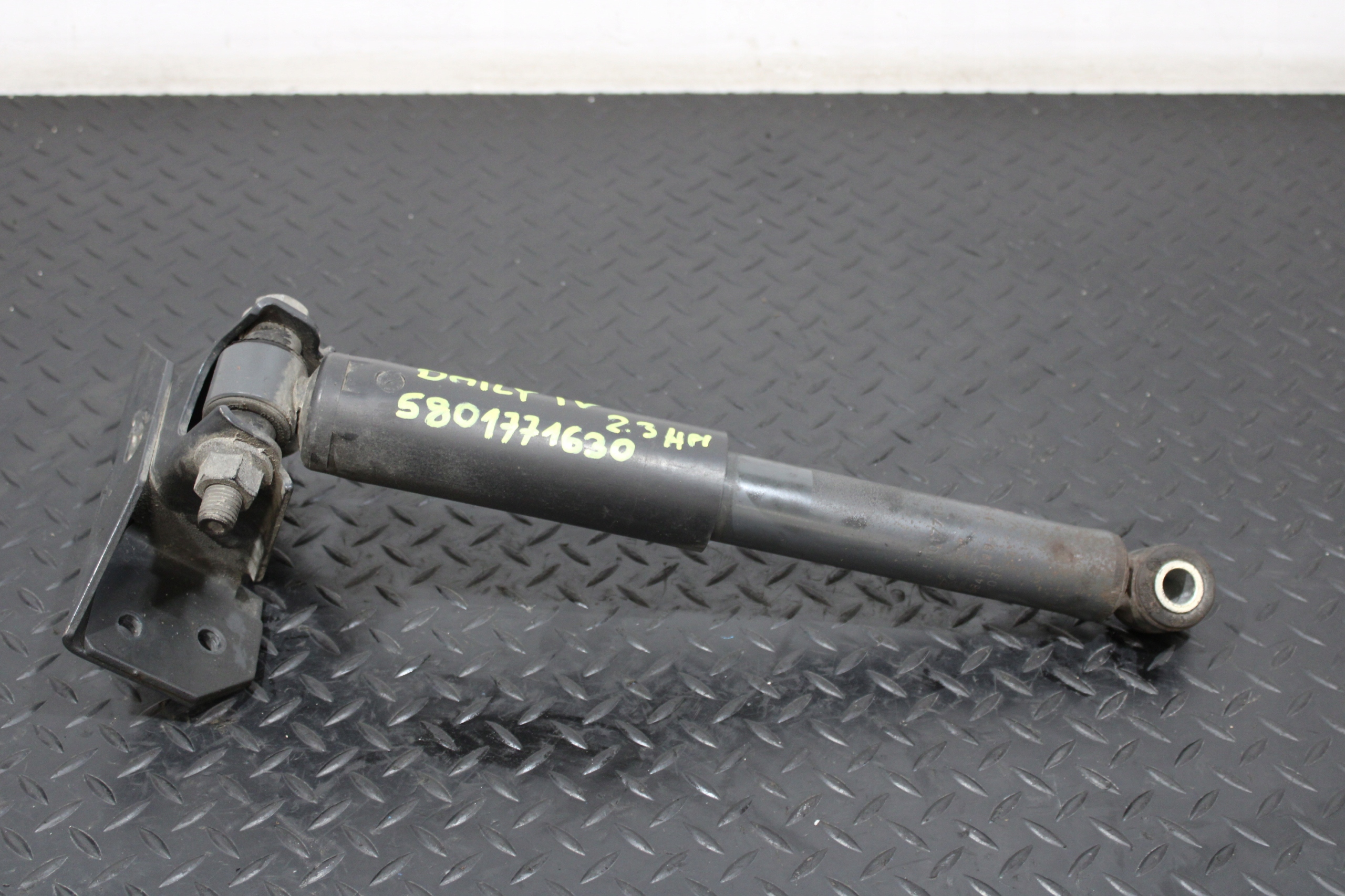 Stoßdämpfer heck hinten IVECO DAILY IV 4 5801771630