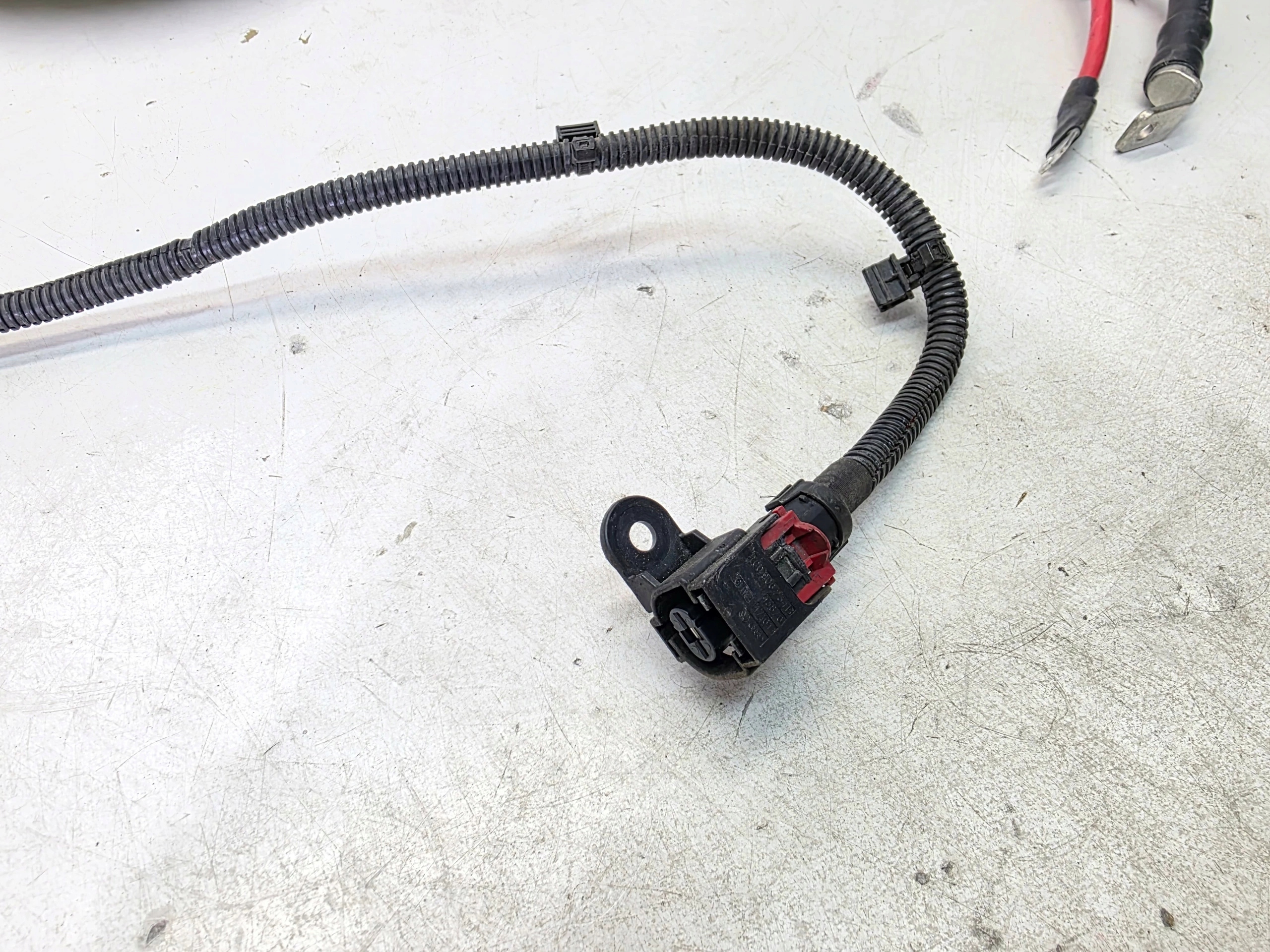 wiring terminal plus AUDI Q7 4M 4M0971225AT